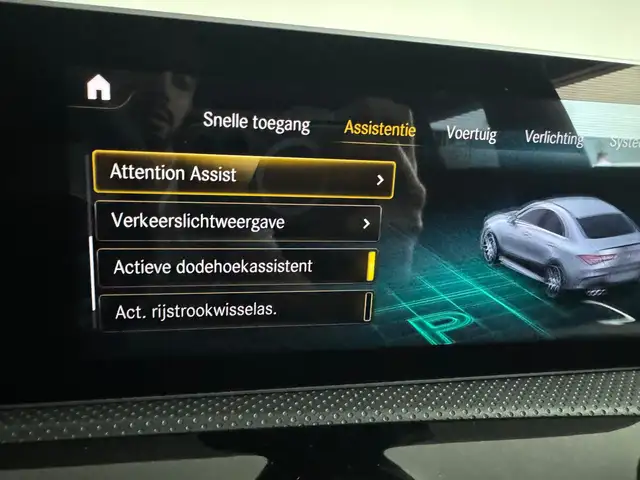 Mercedes-Benz CLA view 30