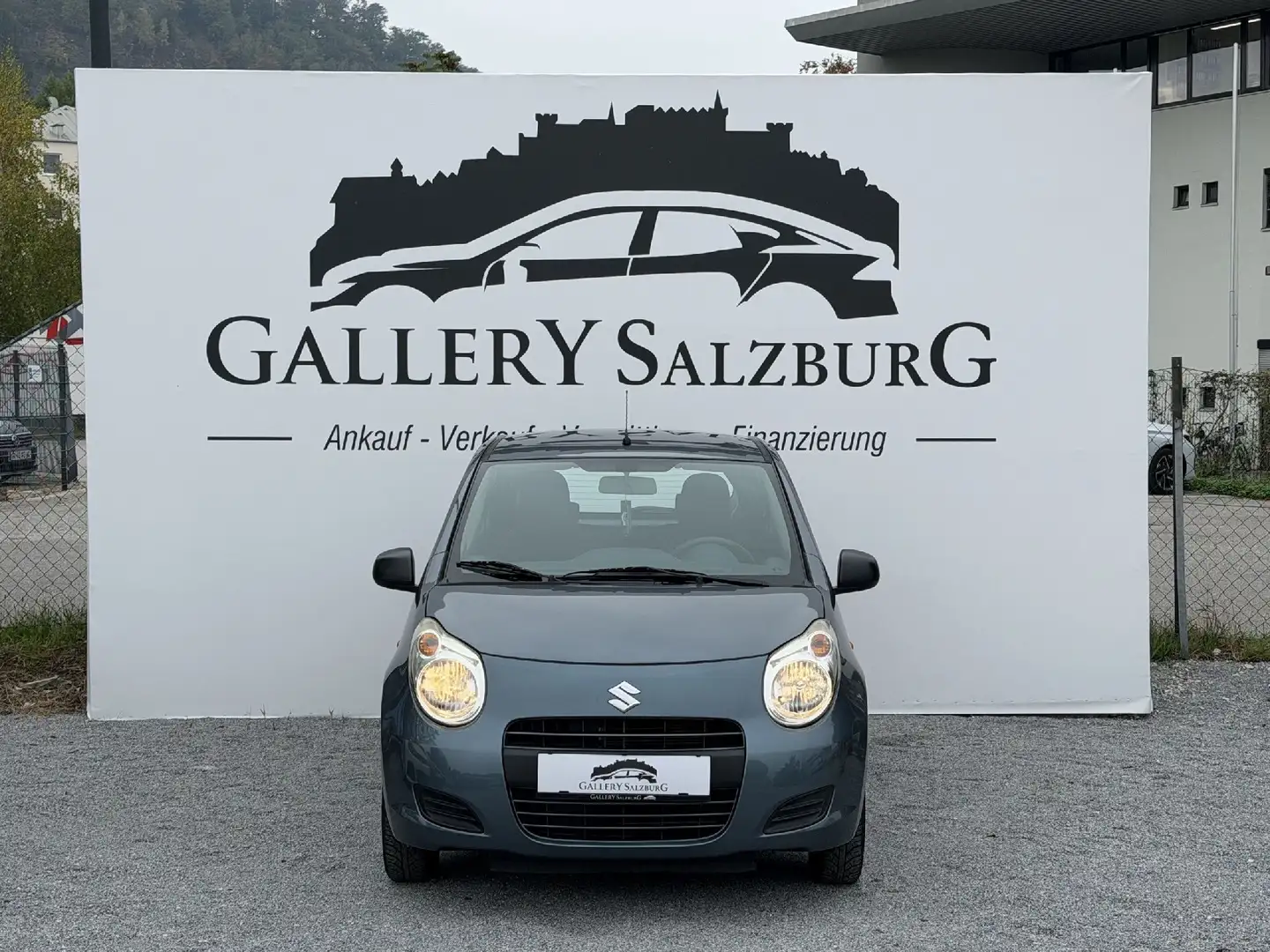 Suzuki Alto 1.0 Grau - 2