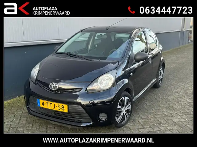 Toyota Aygo 1.0 VVT-i Now super mooi Carply Airco N apk NAP