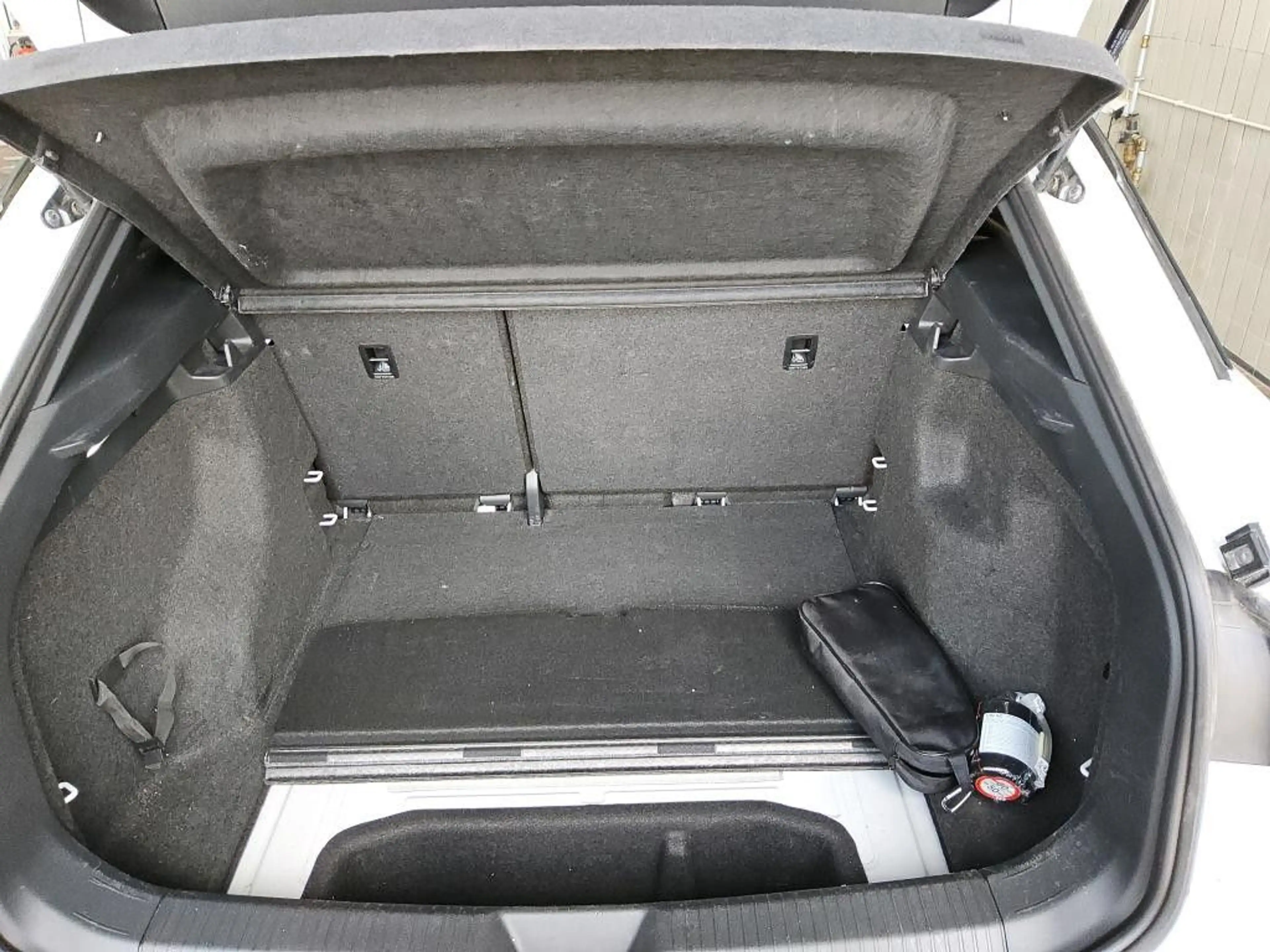 Volkswagen ID.4 Pro Performance MATRIX*AHK*WÄRMEPUMPE* — photo 12
