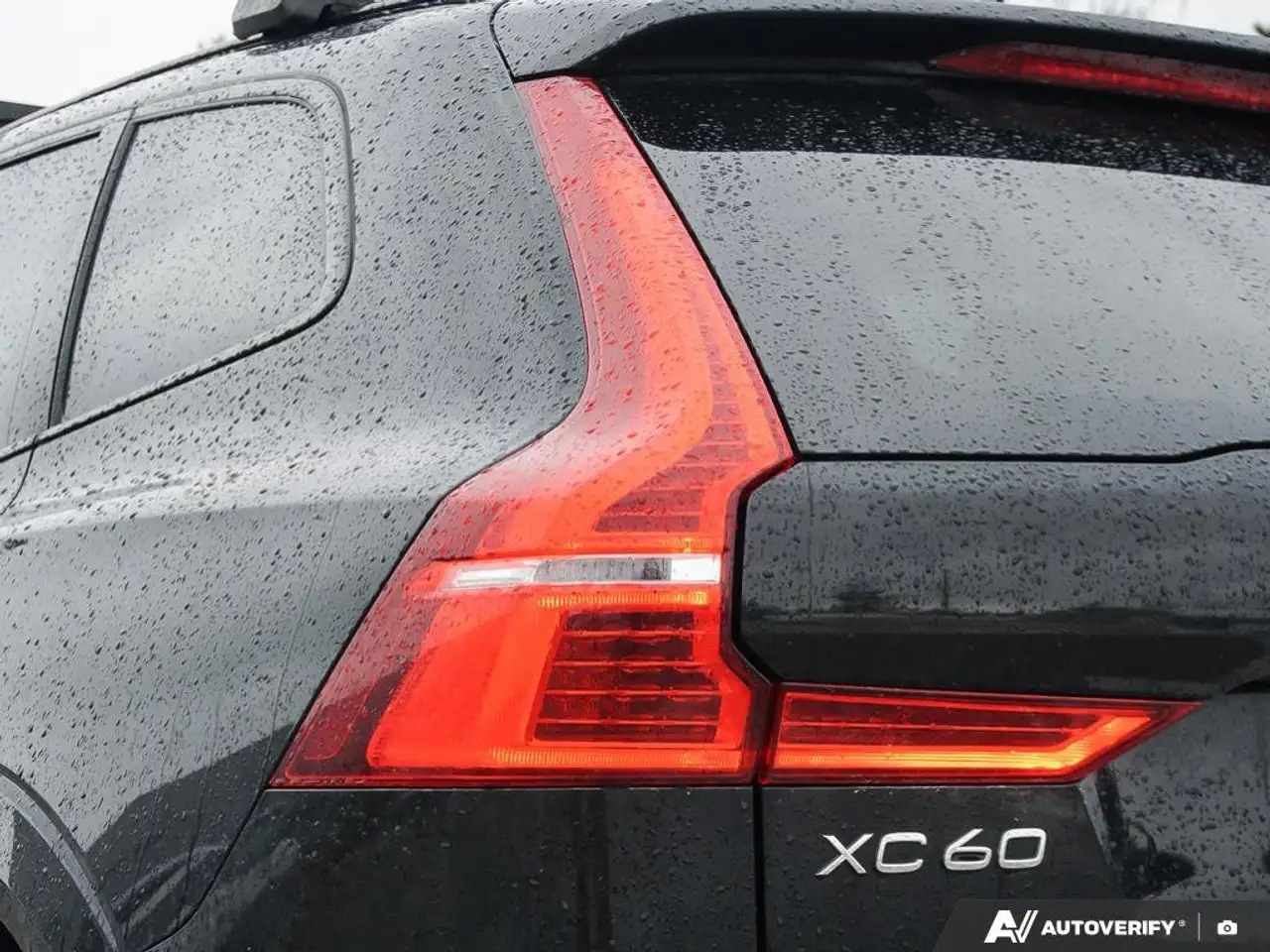 Volvo XC60 снимка Volvo XC60