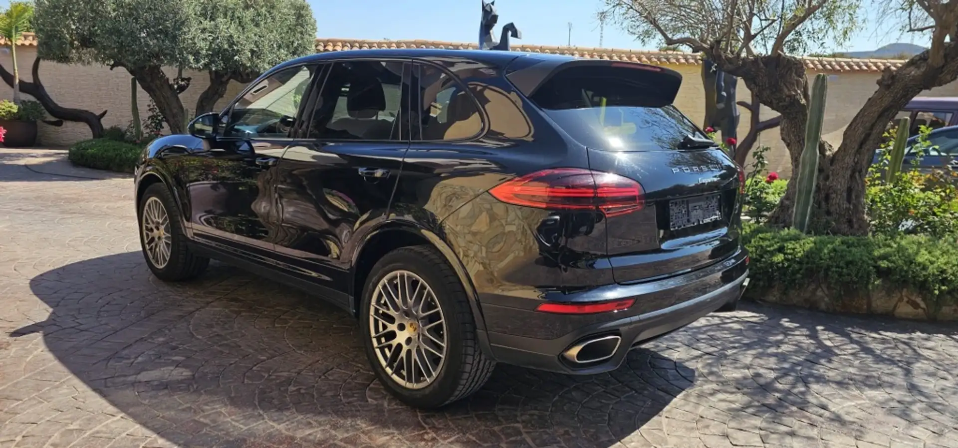 Porsche Cayenne S Diesel Platinum Edition Negro - 2