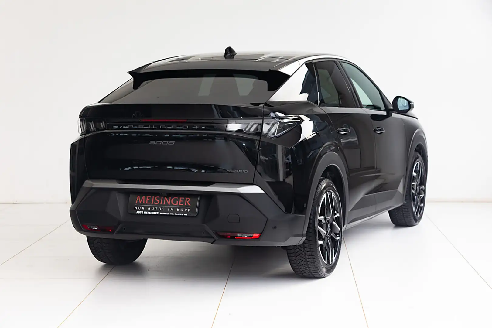 Peugeot 3008 Hybrid 145 e-DCS6 Schwarz - 2