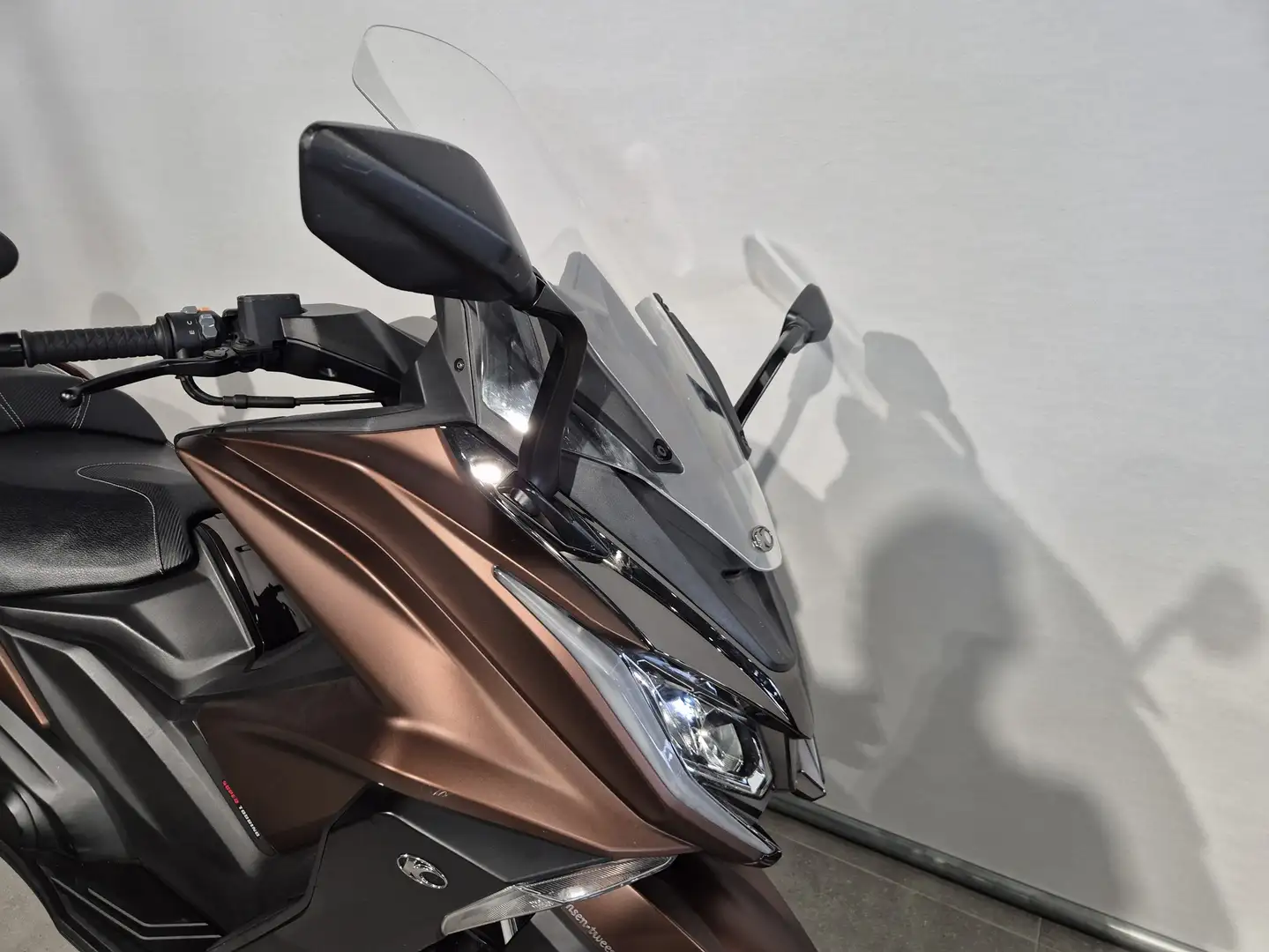 Kymco AK 550 i Bruin - 2