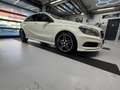 Mercedes-Benz 180 AMG Linie Weiß - thumbnail 4