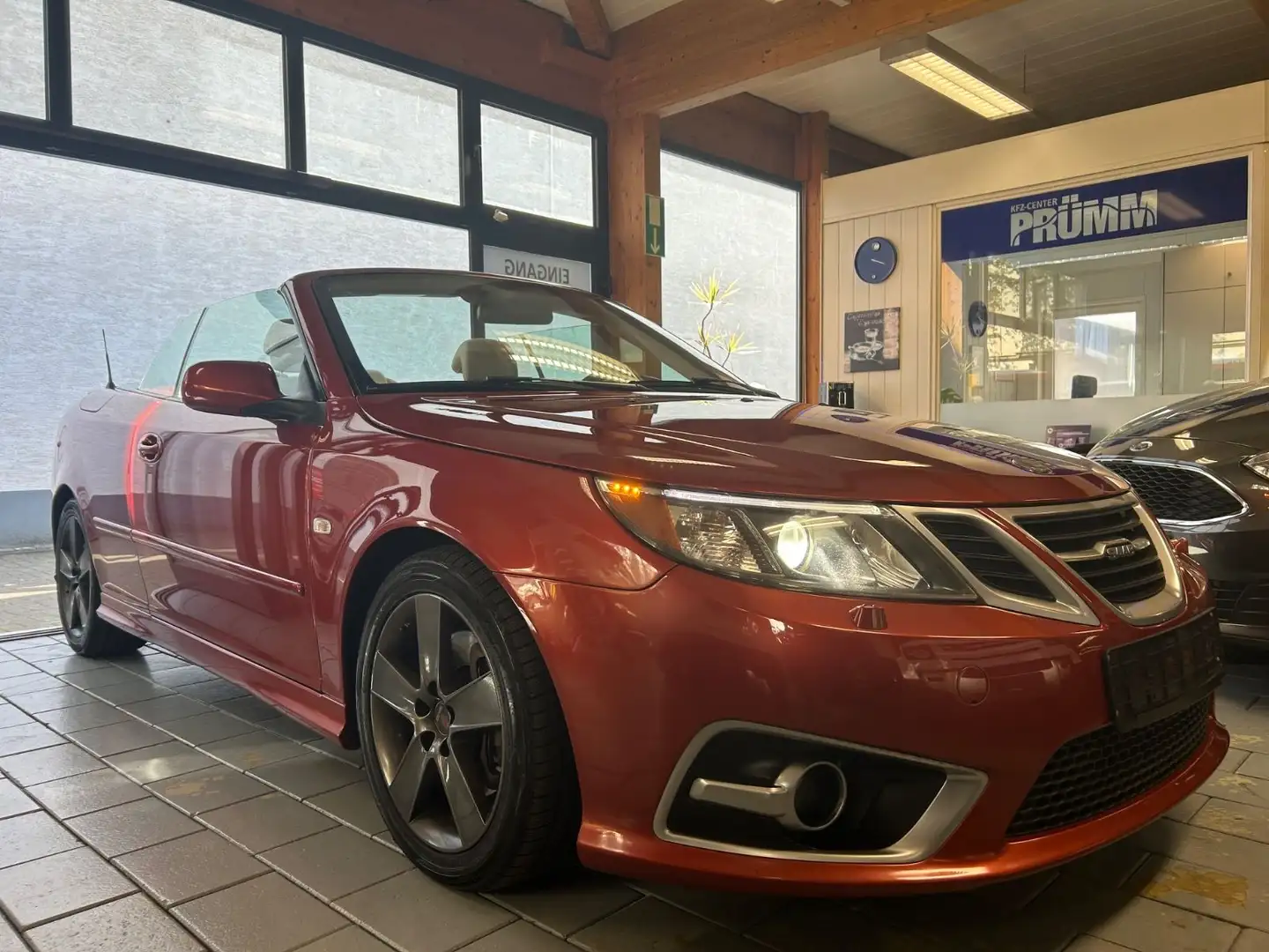 Saab 9-3 Cabriolet Aero 2.0turbo Automatik Oranžová - 1