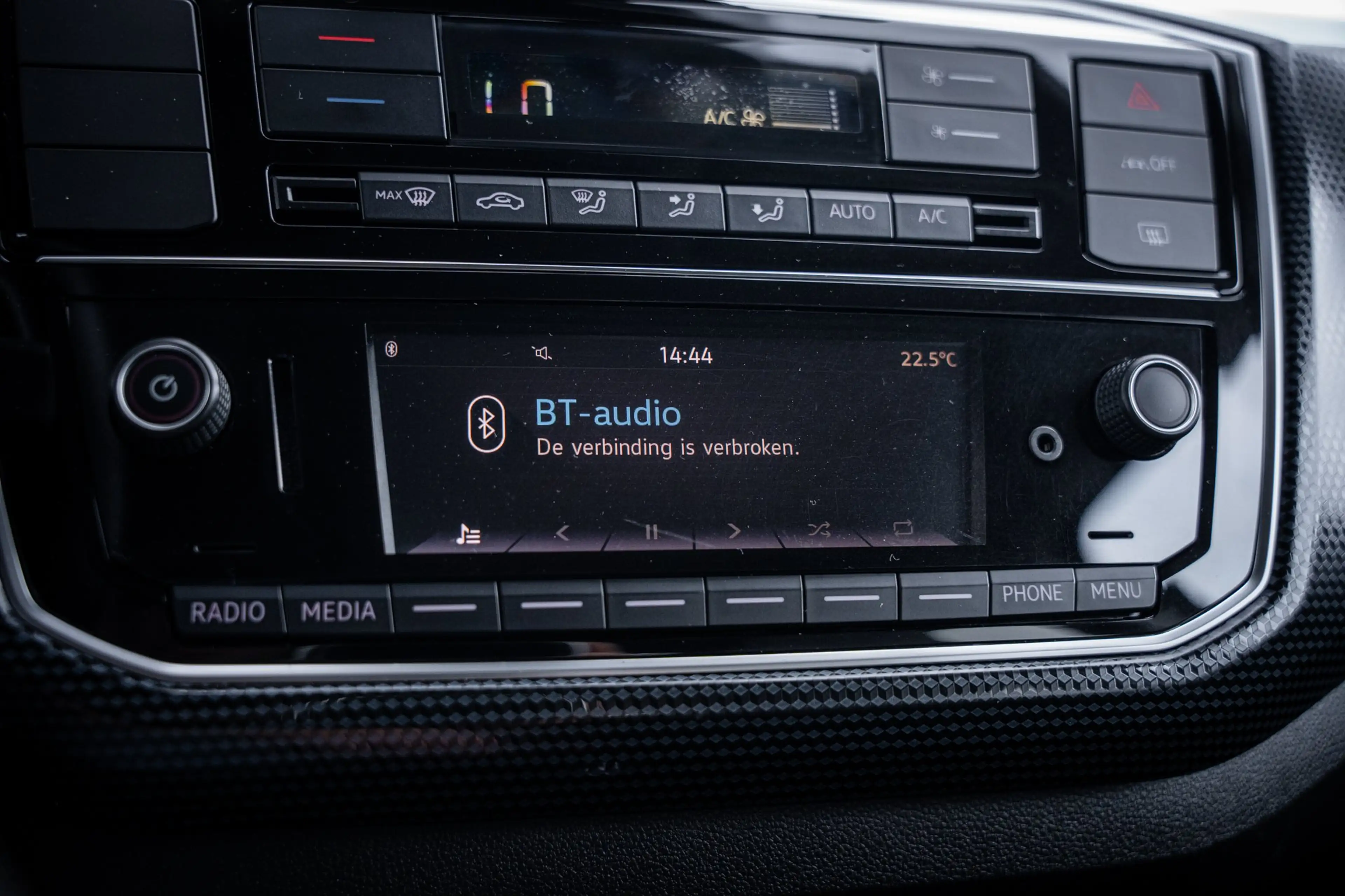 Volkswagen e-up! | Achteruitrijcamera | Airco (automatisch) | Cruis — photo 22