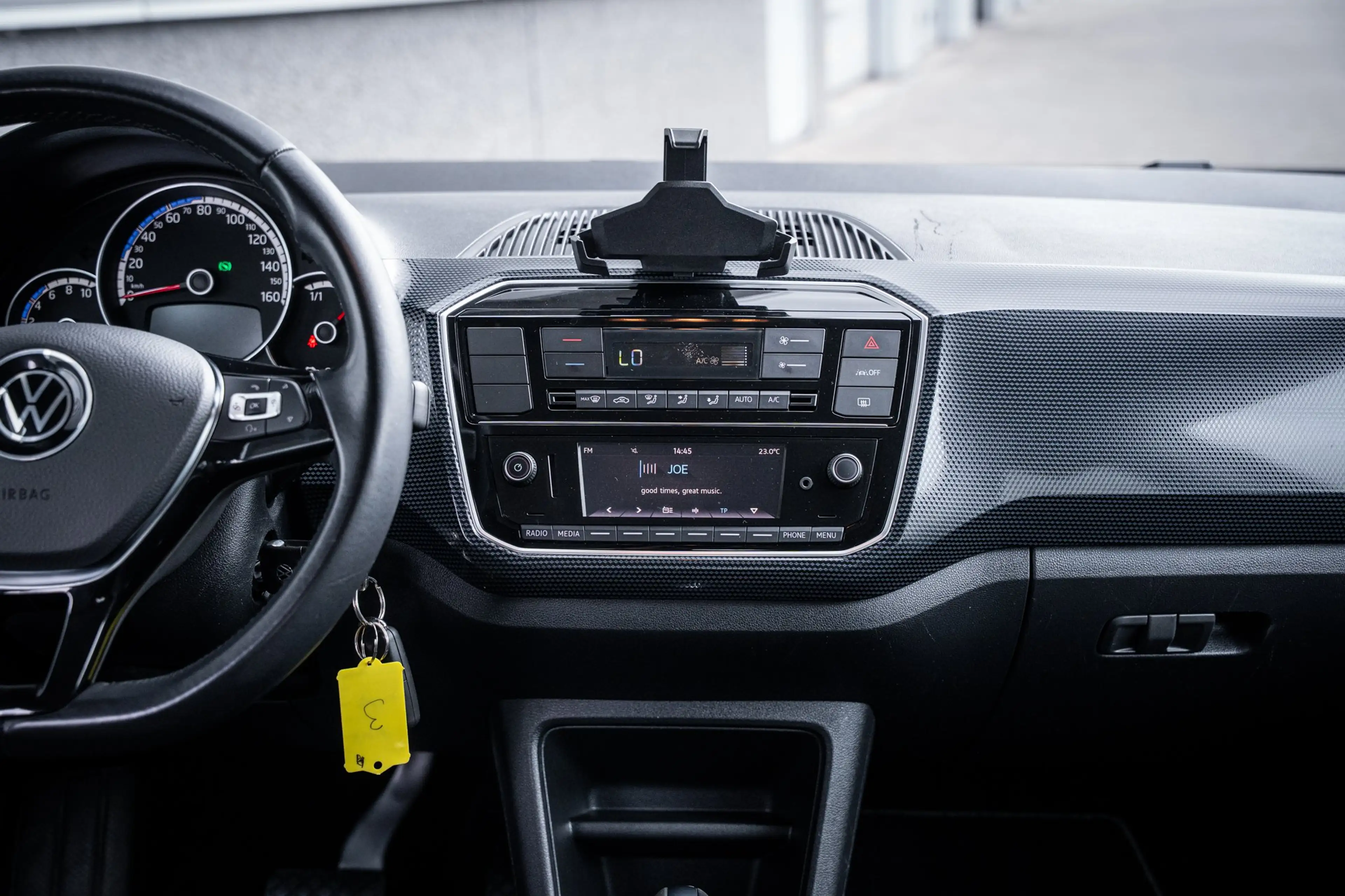 Volkswagen e-up! | Achteruitrijcamera | Airco (automatisch) | Cruis — photo 29