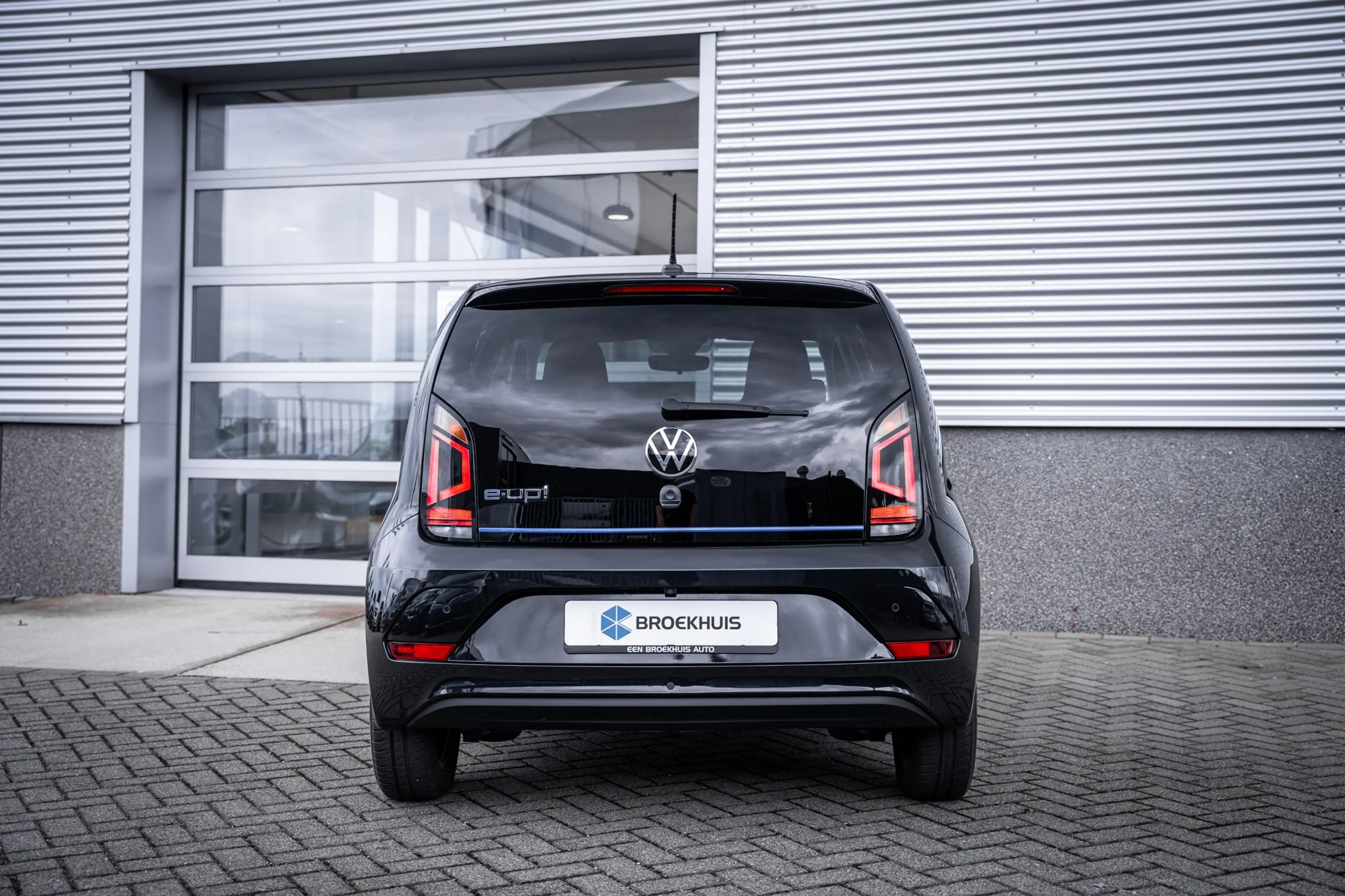Volkswagen e-up! | Achteruitrijcamera | Airco (automatisch) | Cruis — photo 13