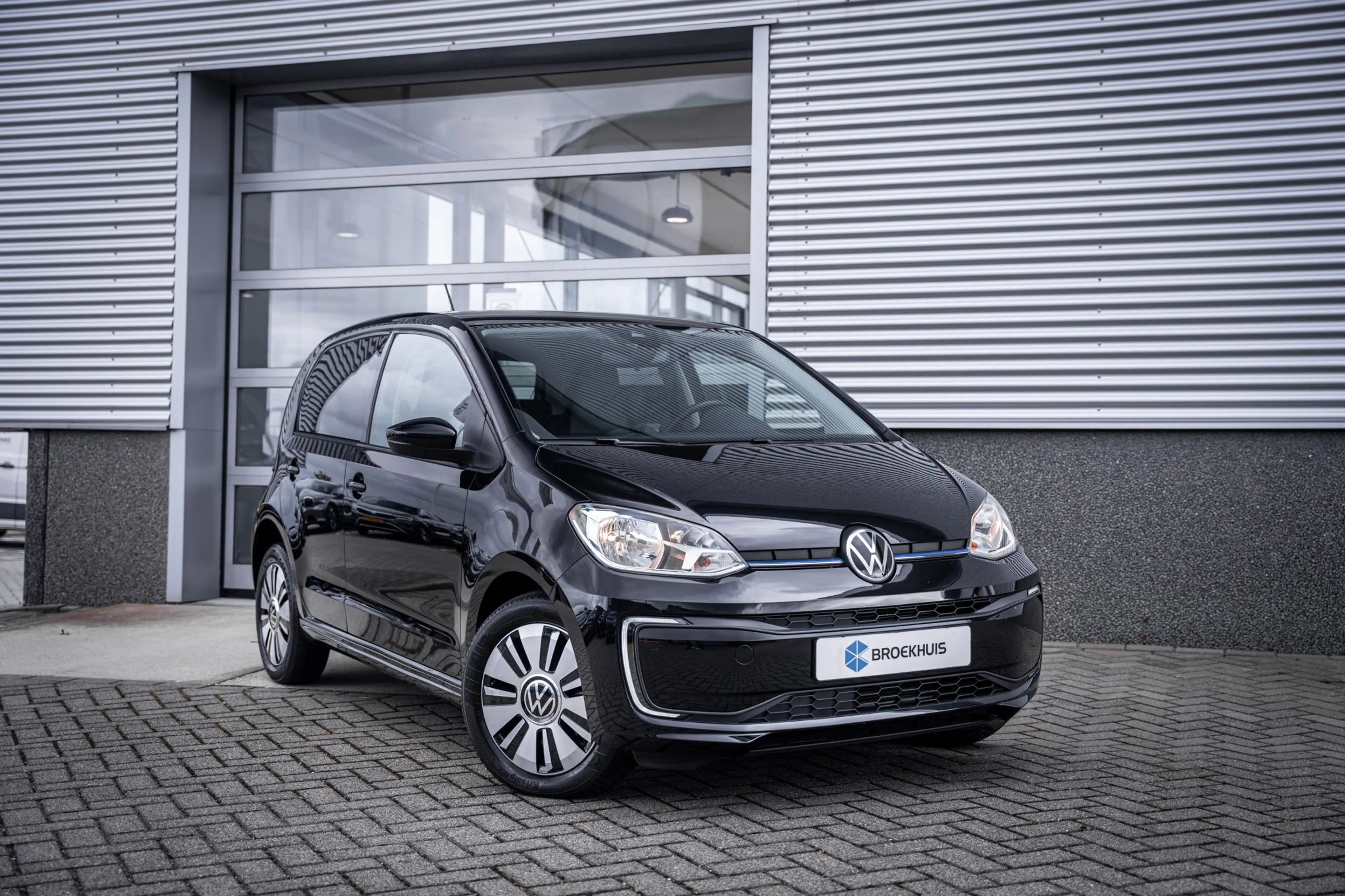 Volkswagen e-up! | Achteruitrijcamera | Airco (automatisch) | Cruis — photo 2