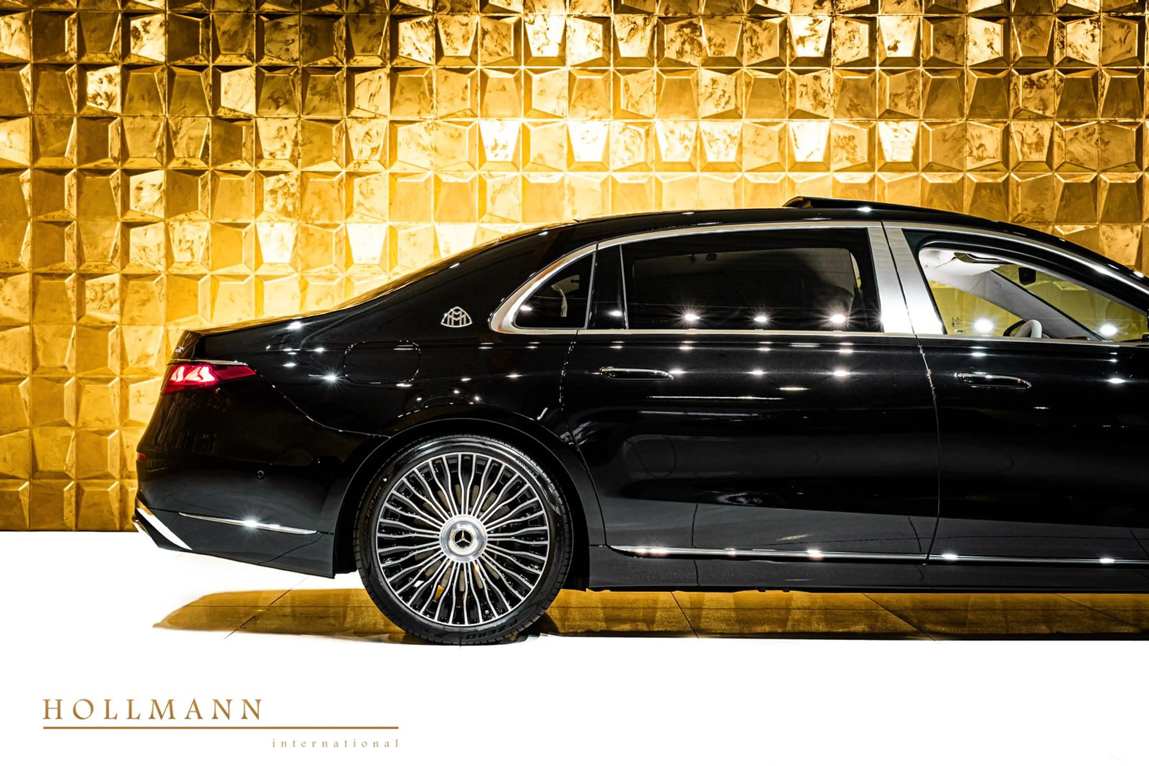 Mercedes-Benz S 580 MAYBACH + FACELIFT + 4 Seats + Burmester — photo 12