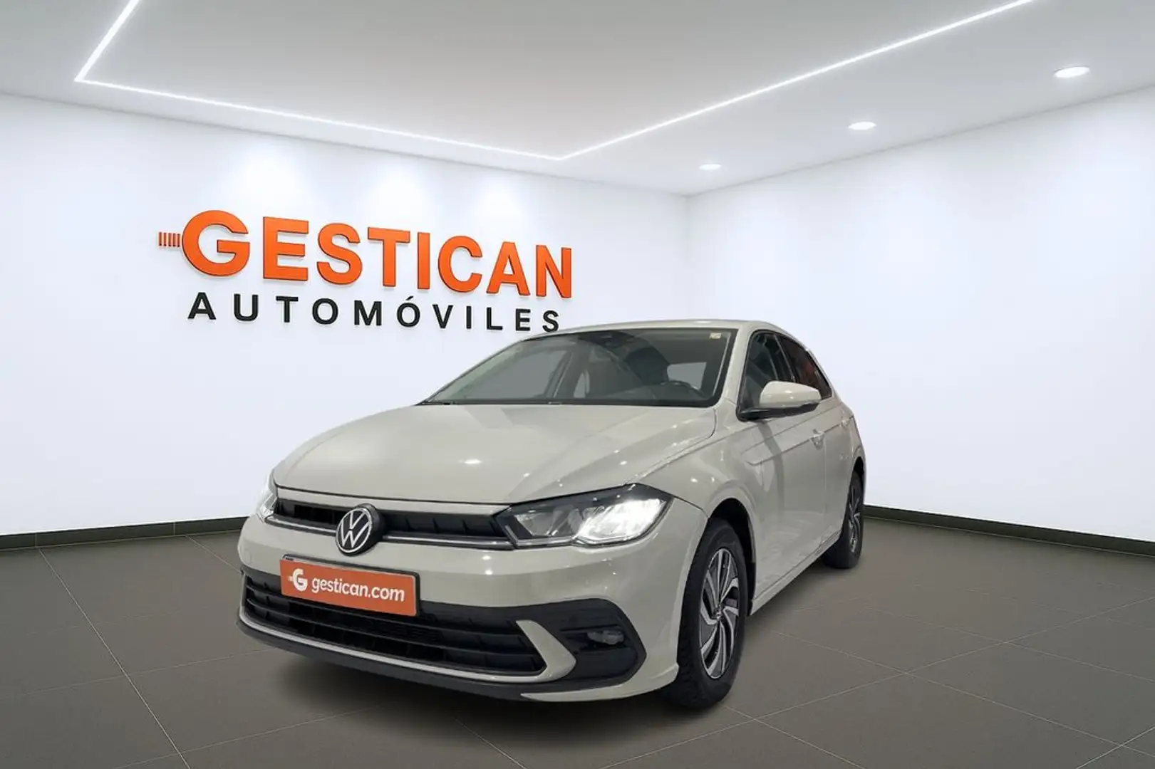 Volkswagen Polo 1.0 TSI Life 70kW Gris - 1