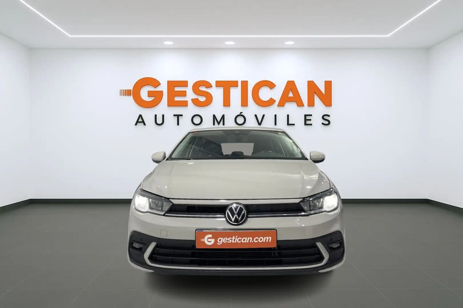 Volkswagen Polo 1.0 TSI Life 70kW Gris - 2