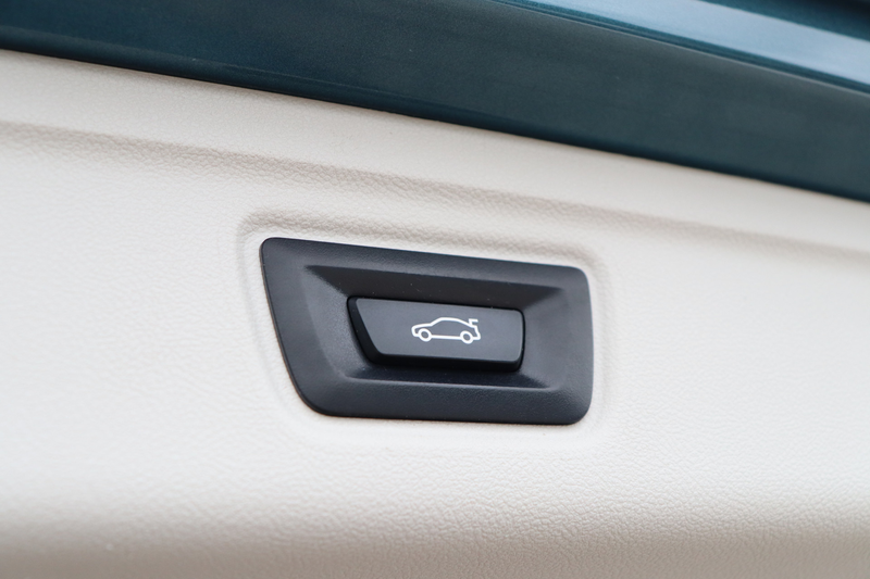 BMW 320 3-serie Touring 320i High Executive Edition | Adap — photo 28