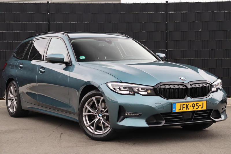 BMW 320 3-serie Touring 320i High Executive Edition | Adap — photo 3