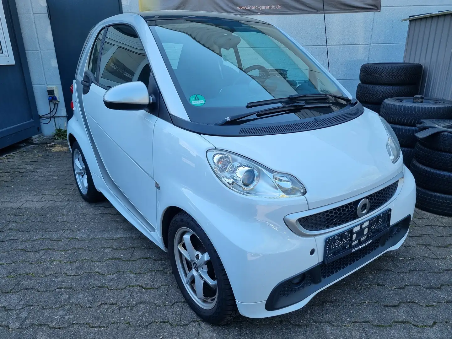 smart forTwo CDI 40kW*Autom*Klima*Navi* Gris - 2