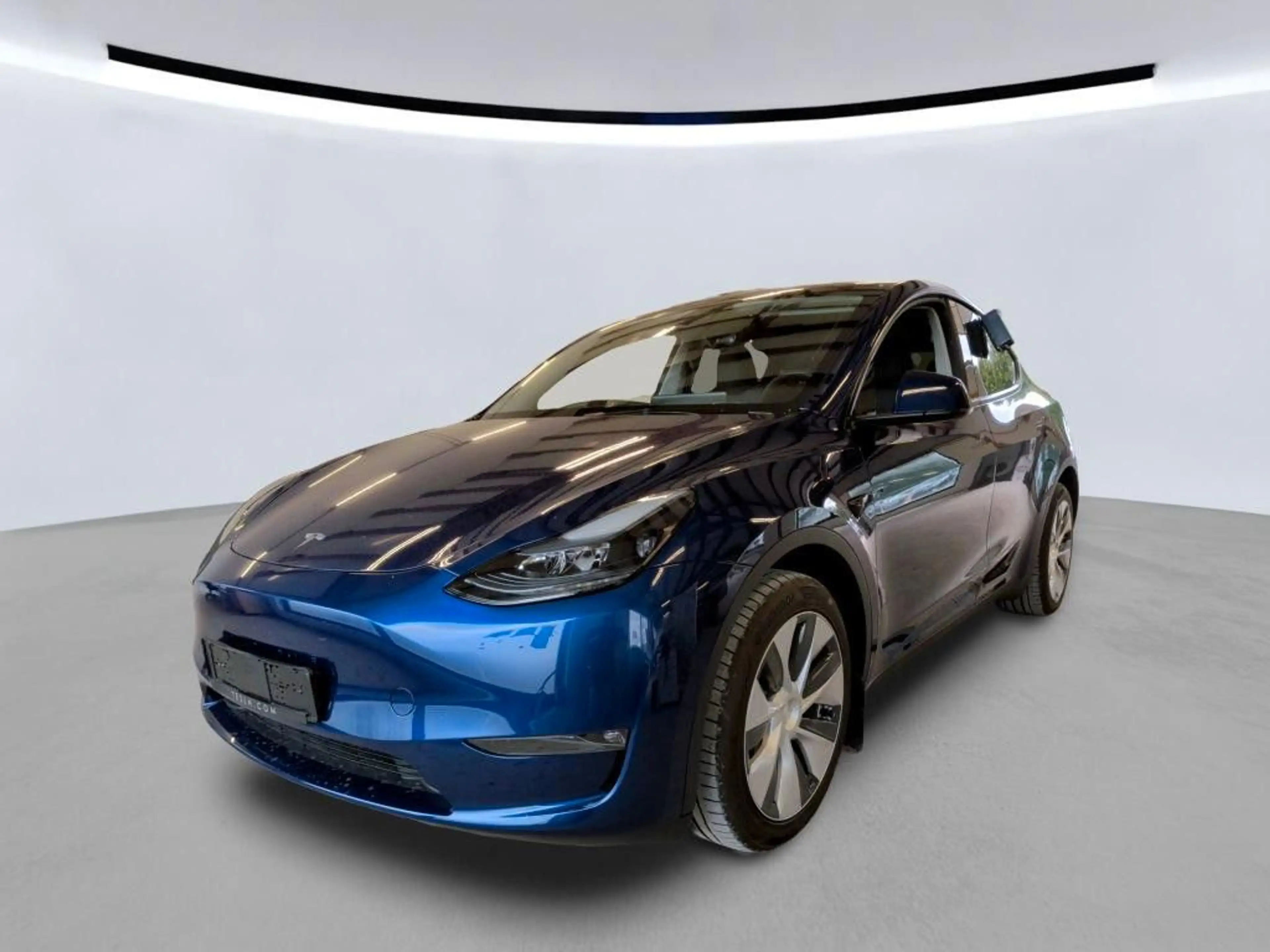 Tesla Model Y LONGRANGE DUAL-MOTOR NAVI/LED/KAMERA/AMD — photo 3
