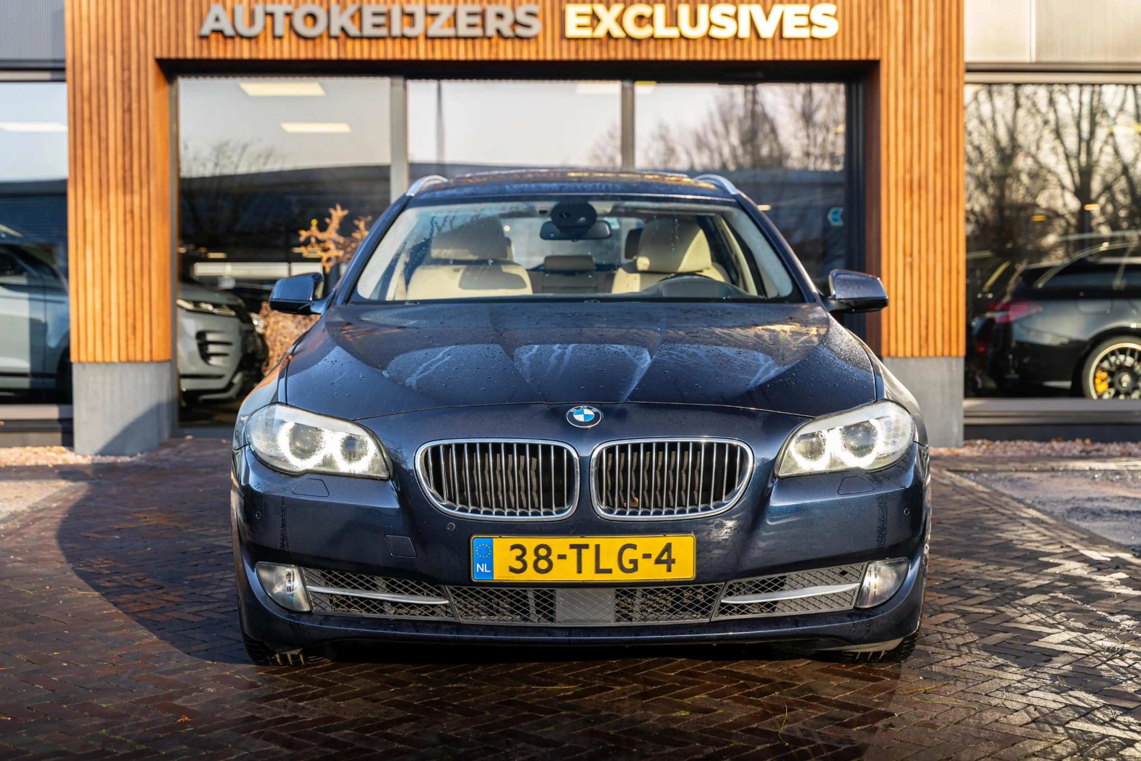 BMW 528 5-serie Touring 528xi High Executive — photo 3