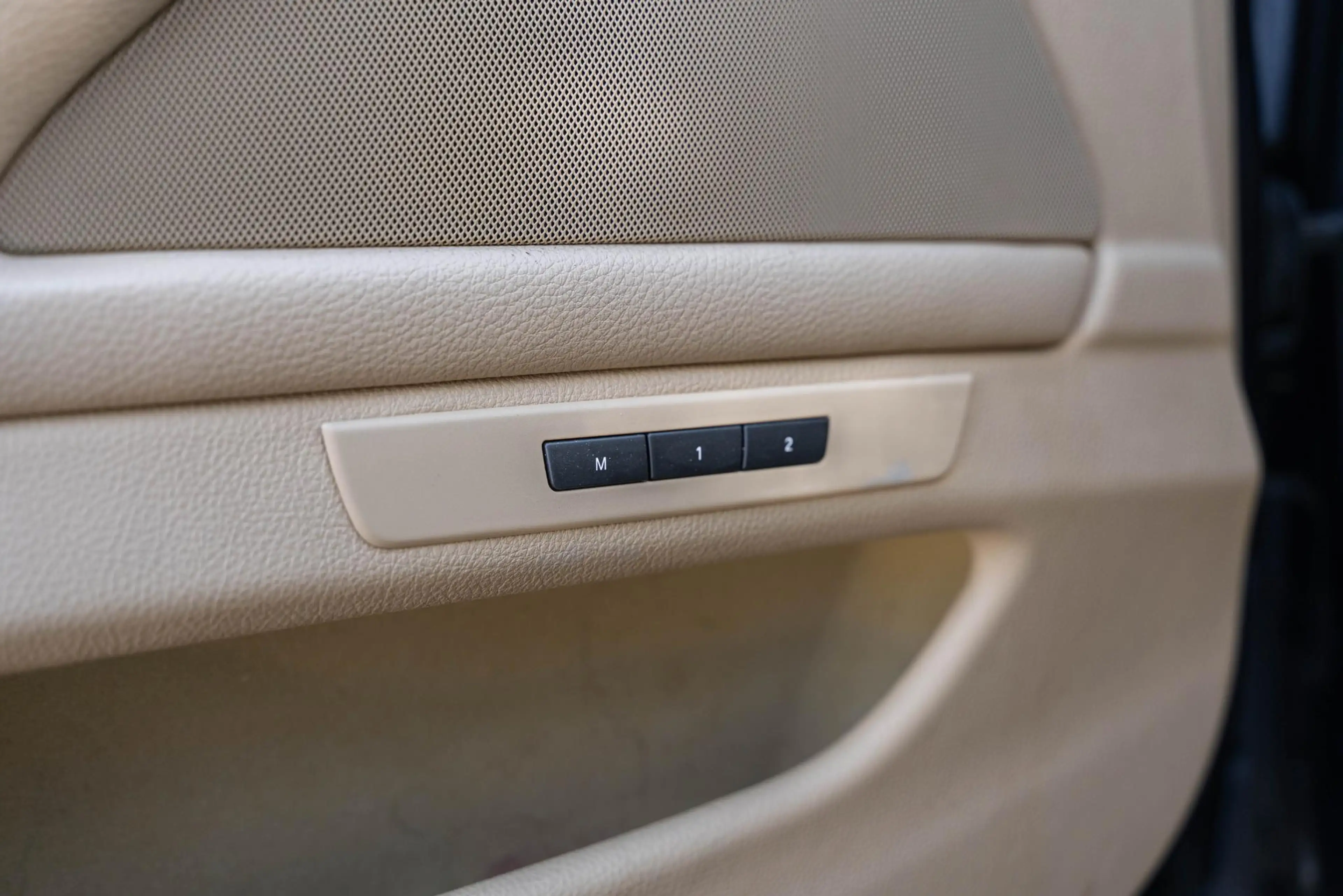 BMW 528 5-serie Touring 528xi High Executive — photo 27
