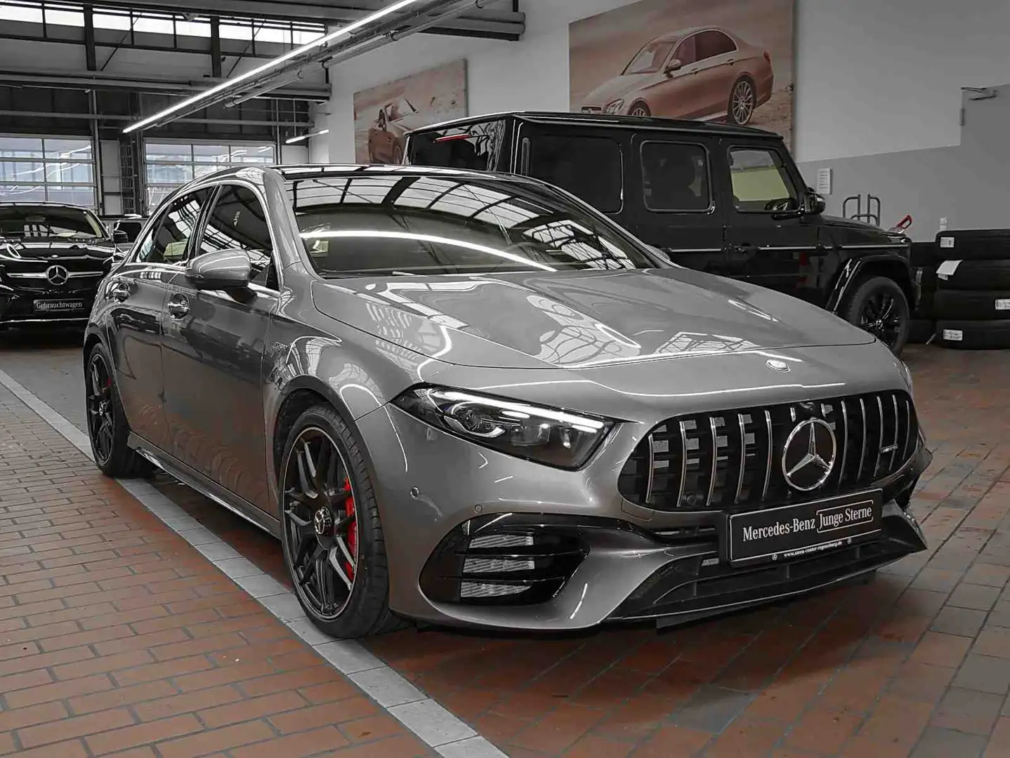 Mercedes-Benz A 45 AMG S 4M+PREMIUM PLUS+HUD+PANO+MULTIBEAM+++ Grau - 2
