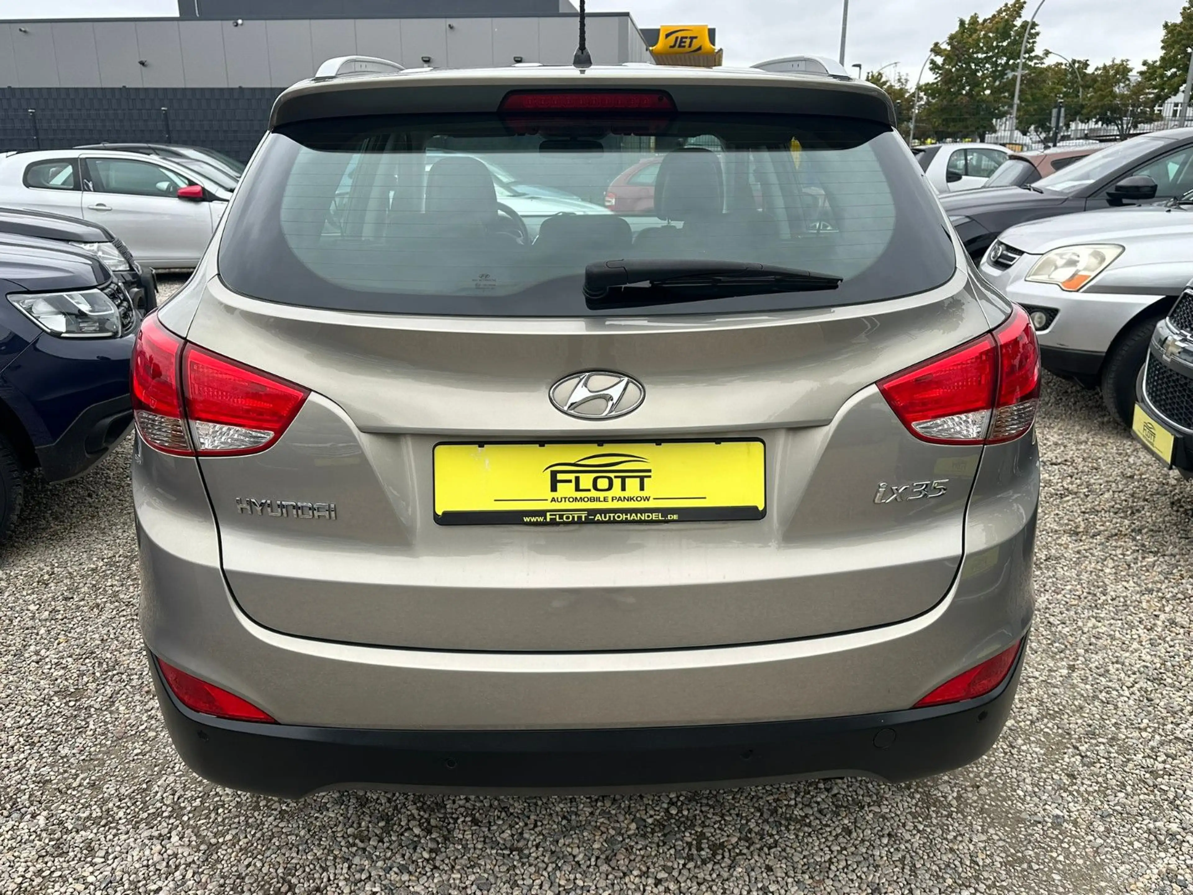 Hyundai iX35 *Klimaaut.*MFL*SitzH* TÜV Neu — photo 6