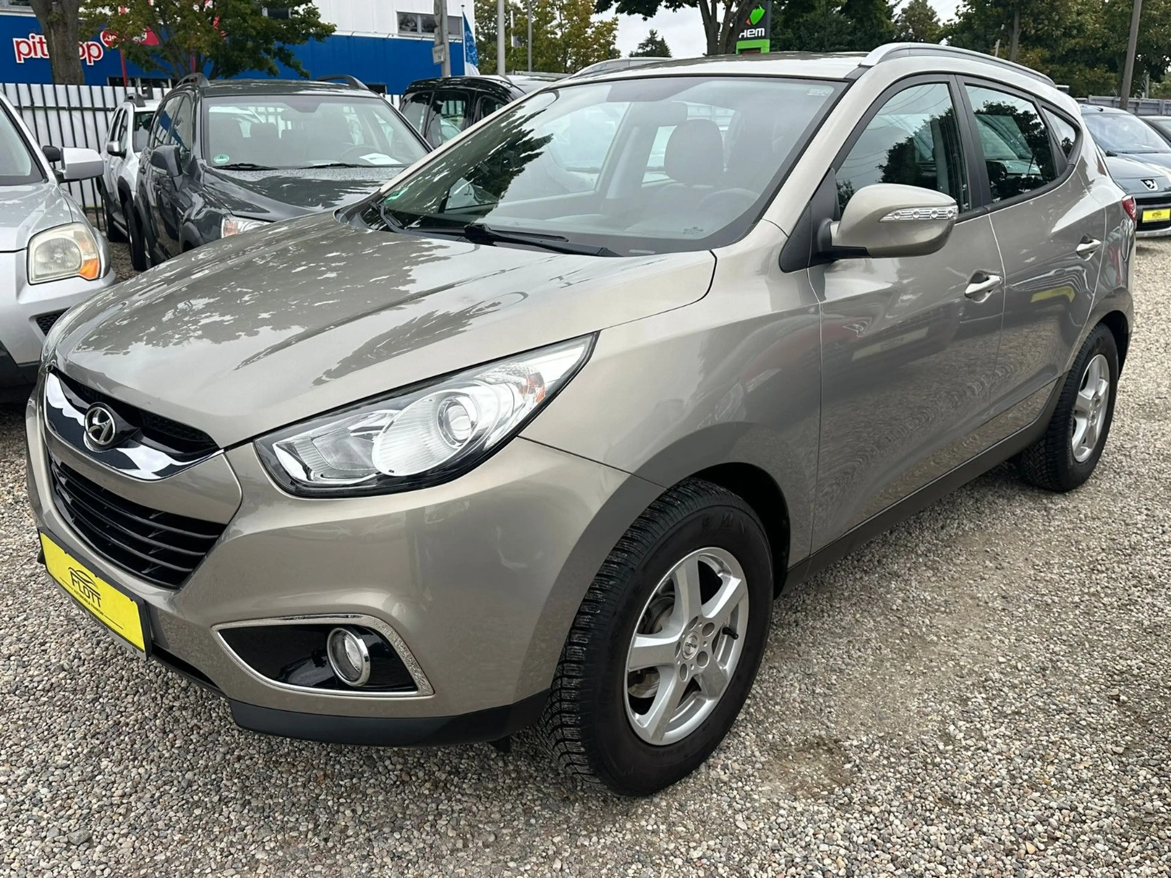 Hyundai iX35 *Klimaaut.*MFL*SitzH* TÜV Neu — photo 4
