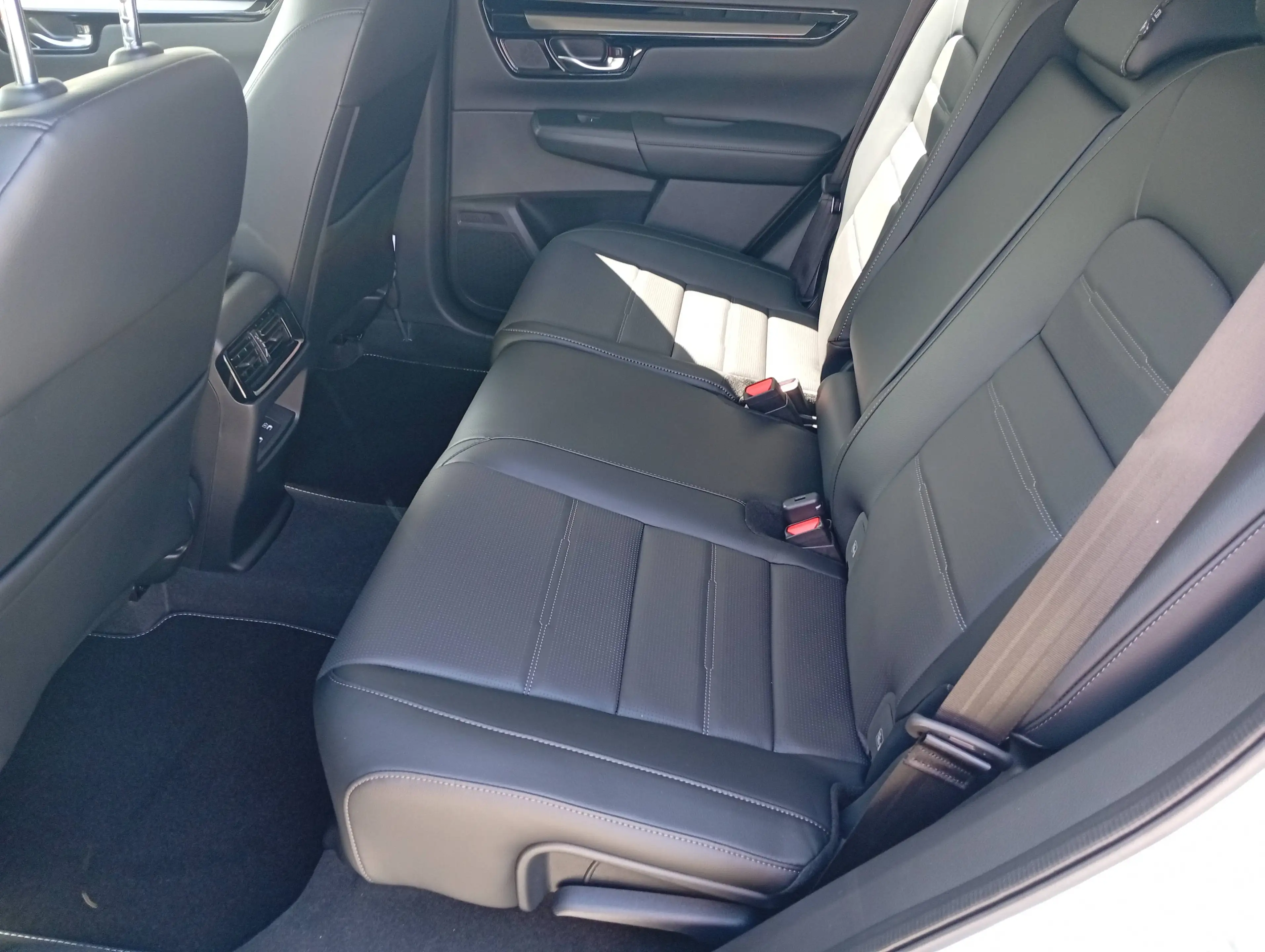 Honda CR-V CR-V Hybrid e:HEV 2.0 i-MMD Hybrid 2WD Elegance — photo 7