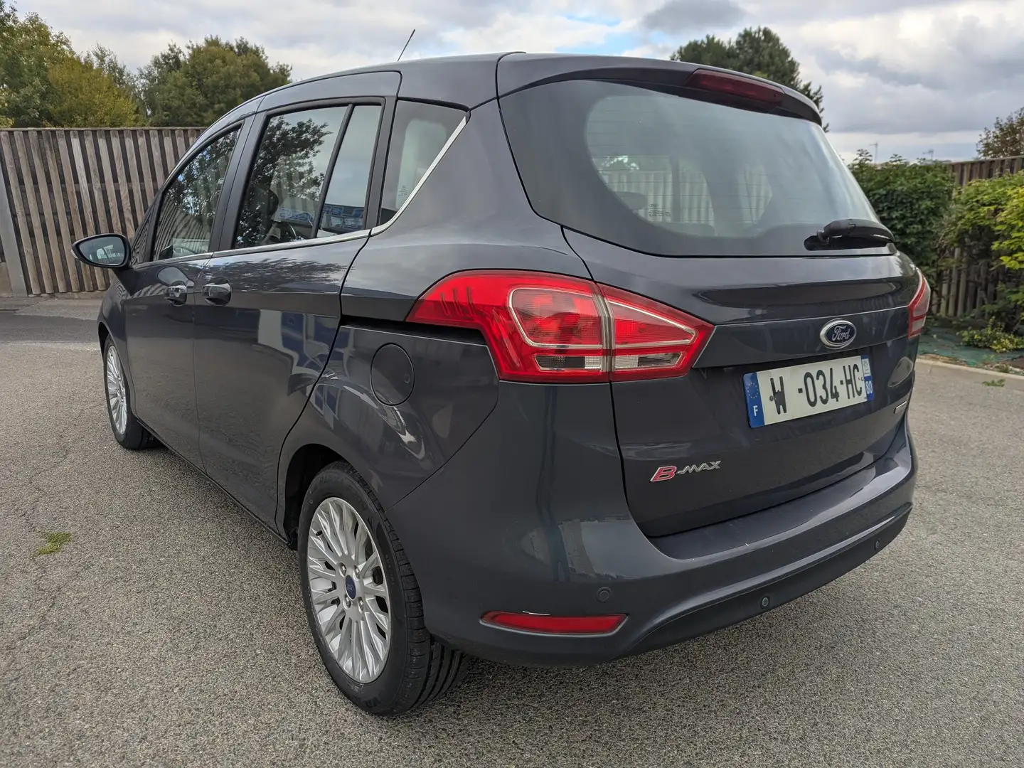 Ford B-Max B-MAX 1.5 TDCi Trend VO:538 Gris - 2