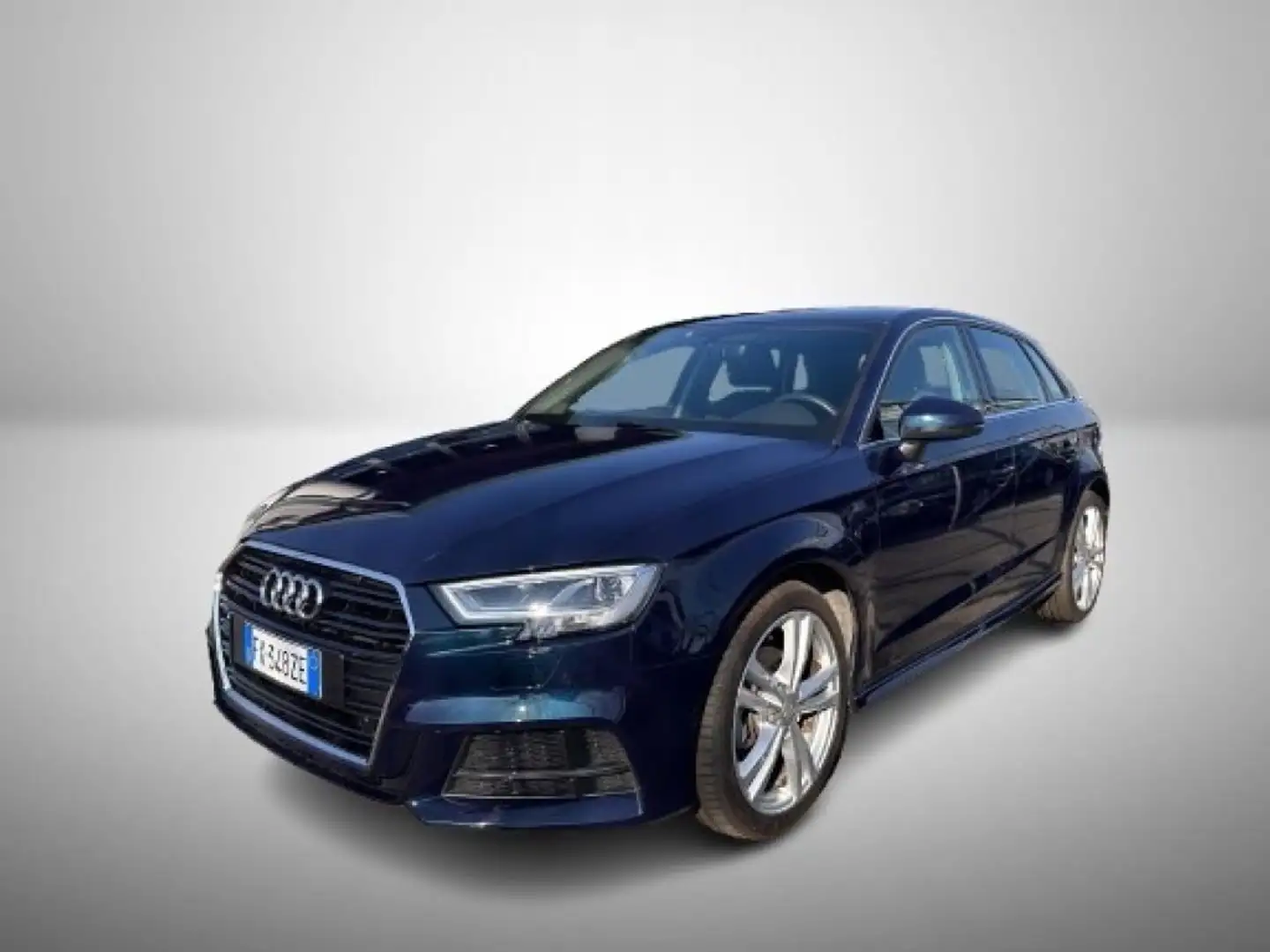 Audi A3 30 g-tron S tronic Sport   TG FX348ZE Blu/Azzurro - 2