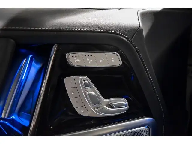 Mercedes-Benz G-Class view 19