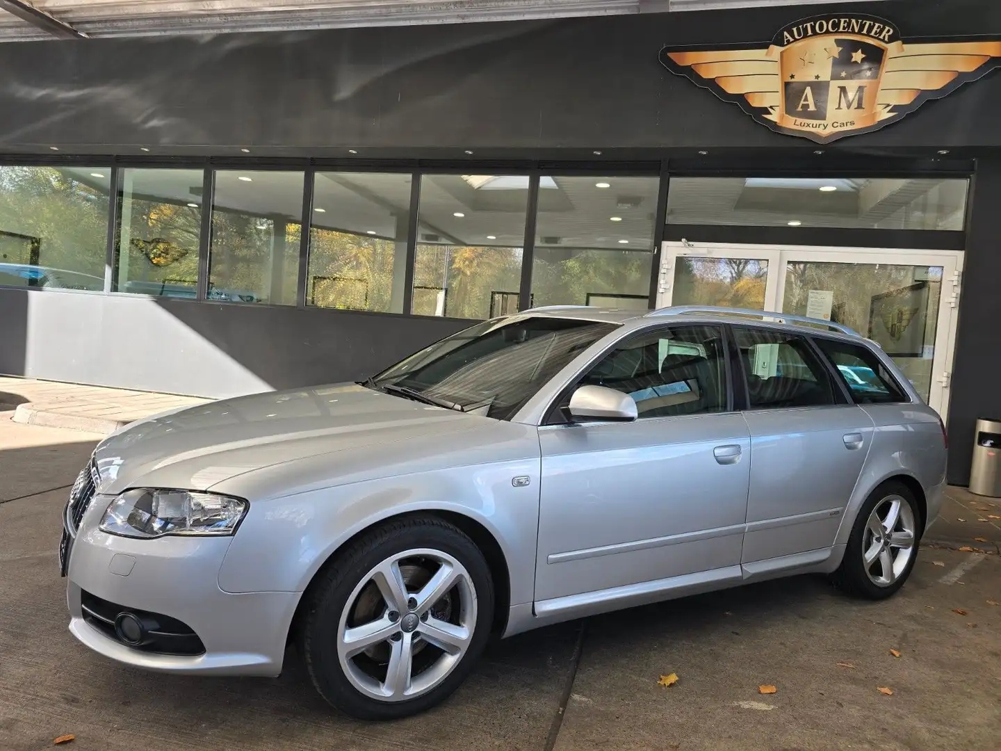 Audi A4 Avant 2.0 TDI S-Line AHK/Navi+/T-Leder/Xenon Zilver - 2