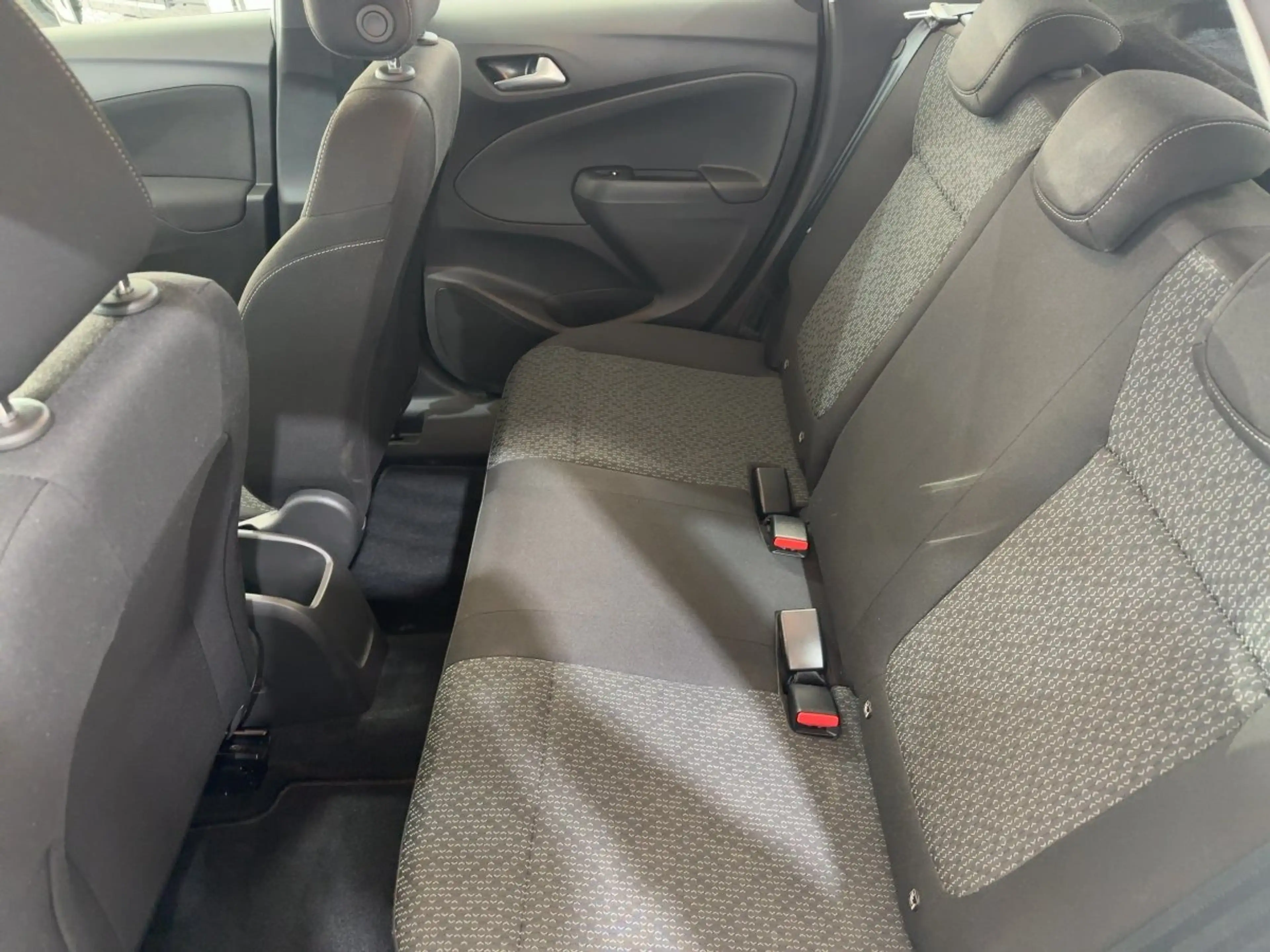 Opel Crossland 1.2 Direct Injection Turbo SHZ*AC — photo 10