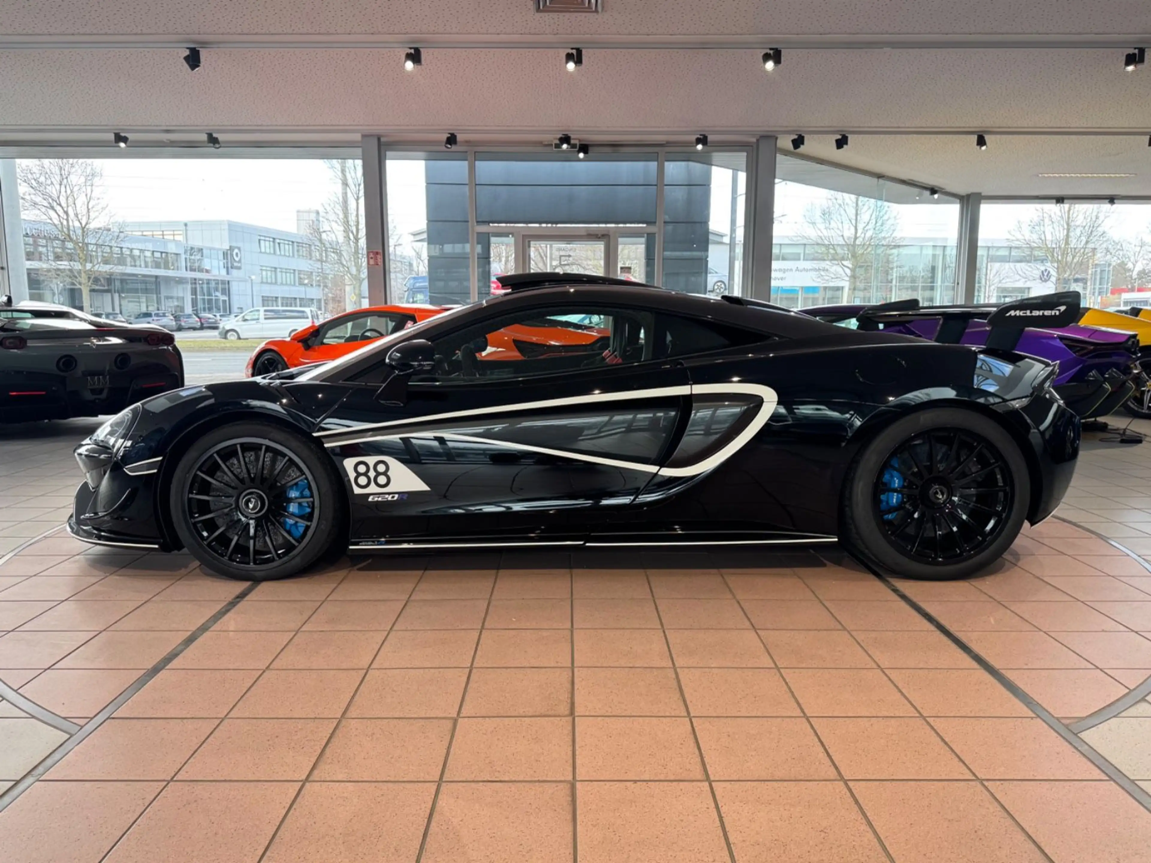 McLaren 620R "187 OF 225" — photo 6