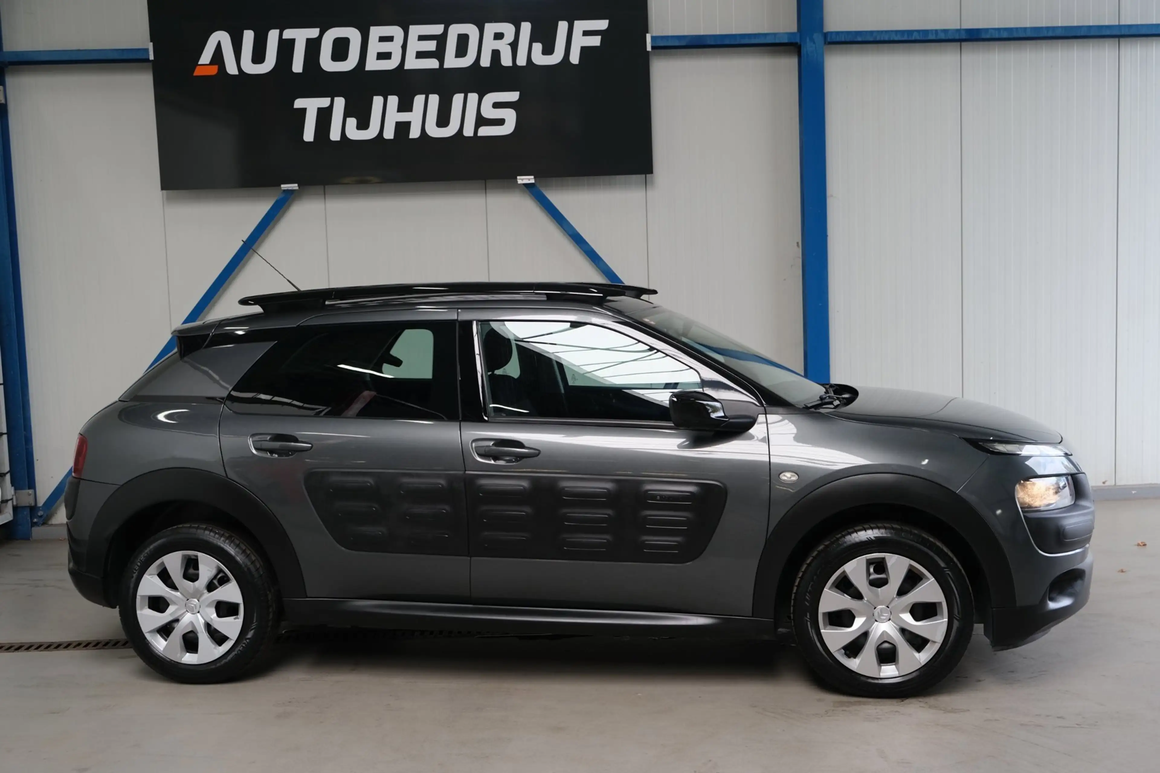 Citroen C4 Cactus 1.2 PureTech Business Automaat — photo 2