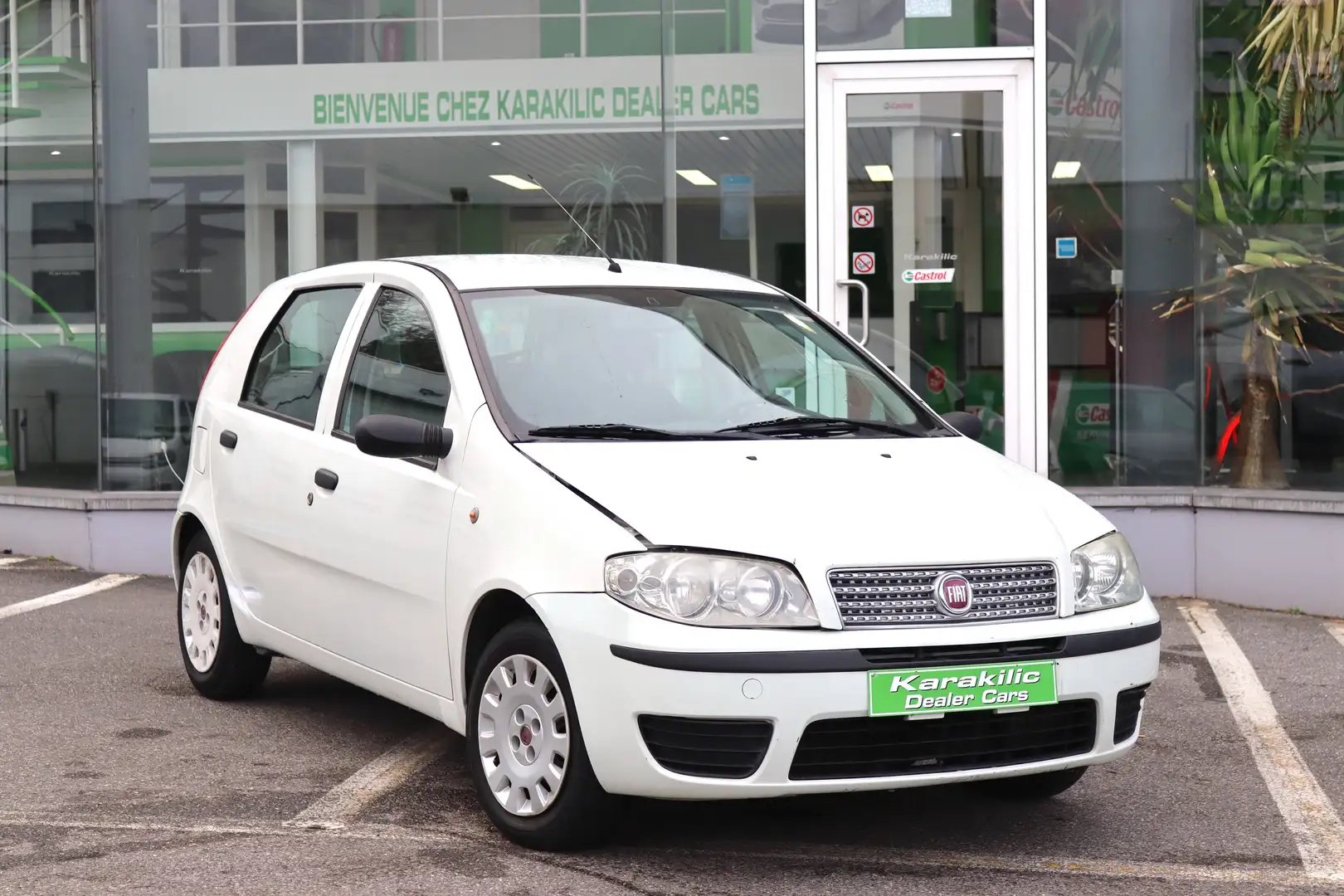 Fiat Punto 1.3jtd 68CV 5 PORTES Blanc - 1