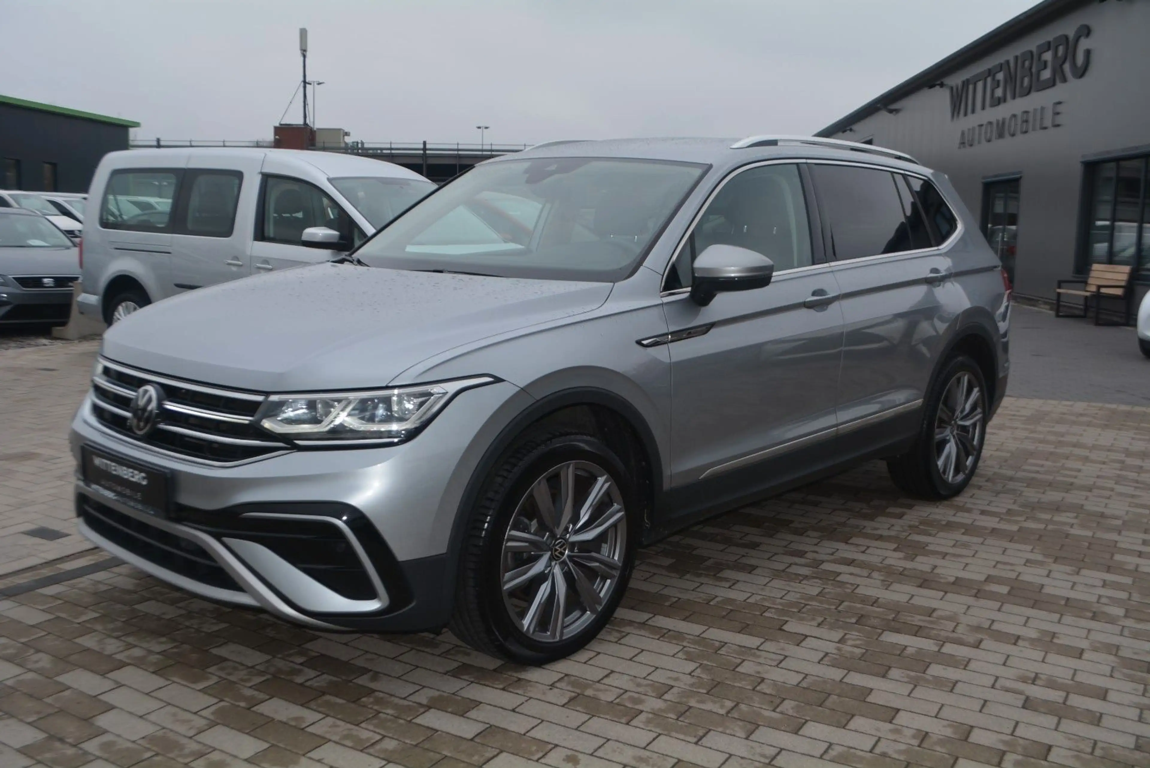 Volkswagen Tiguan Allspace Elegance 4Motion-Sportpaket — photo 2