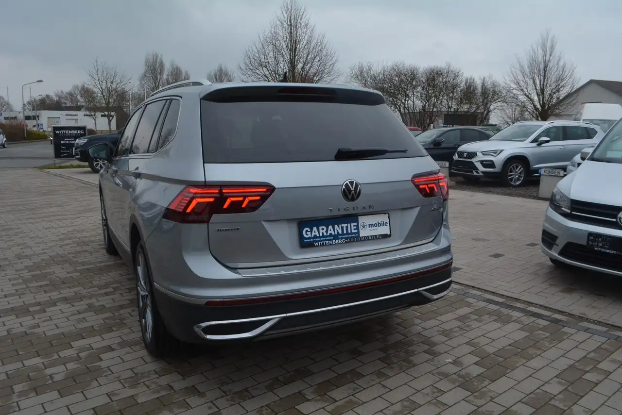 2022 Volkswagen Tiguan Allspace Elegance 4Motion-Sportpaket, photograph 12