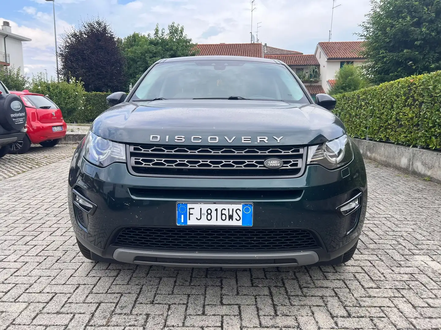 Land Rover Discovery Sport Discovery Sport td4 HSE Luxury + TETTO PANORAMICO Nero - 2