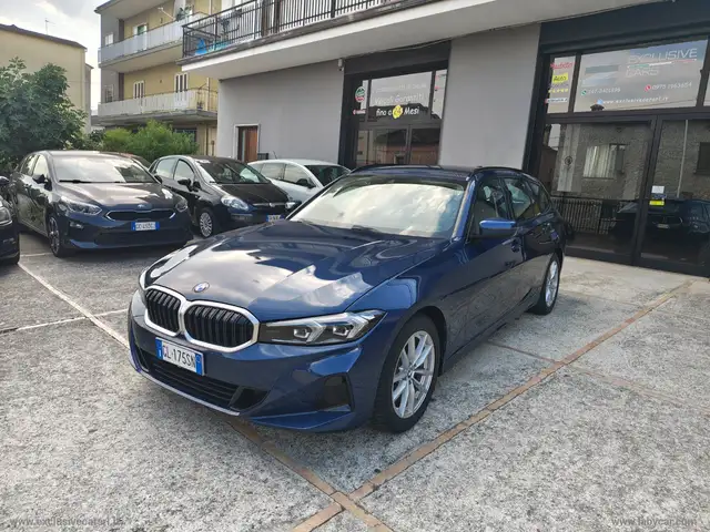 BMW 318 318d 48V Touring
