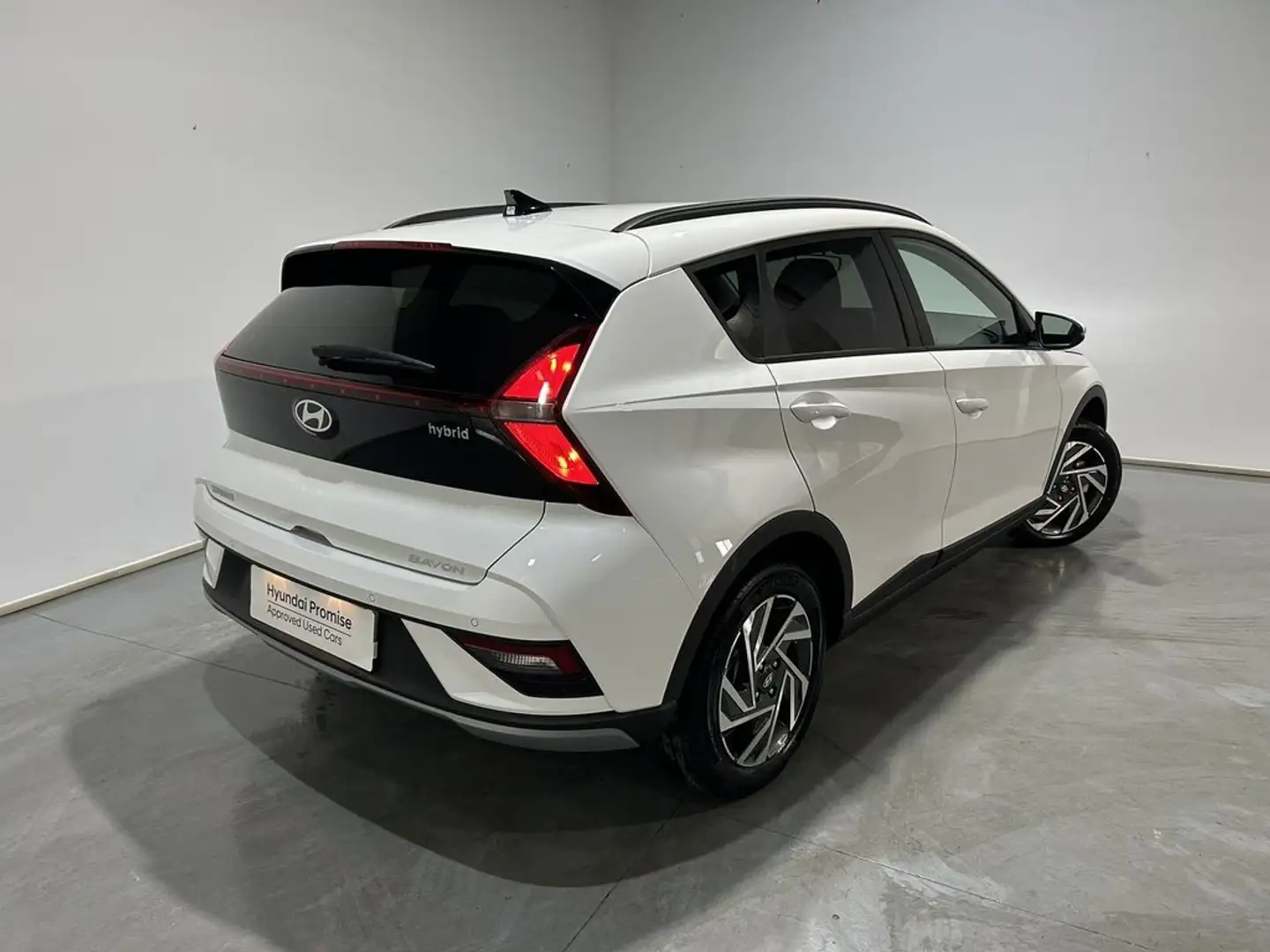 Hyundai BAYON 1.0 TGDI 74kW (100CV) 48V Maxx Blanco - 2