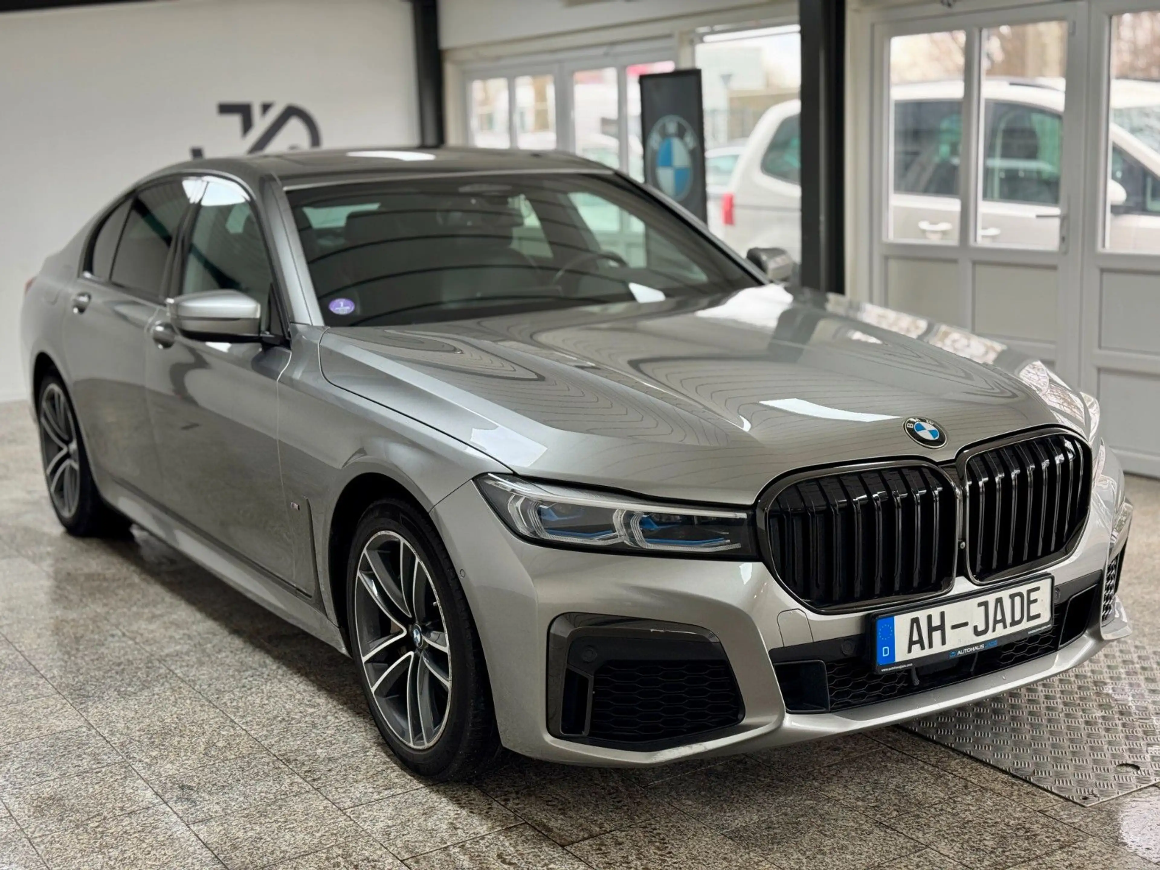 BMW 745 e M Sport*LASER*H/K*Massage*HuD — photo 4