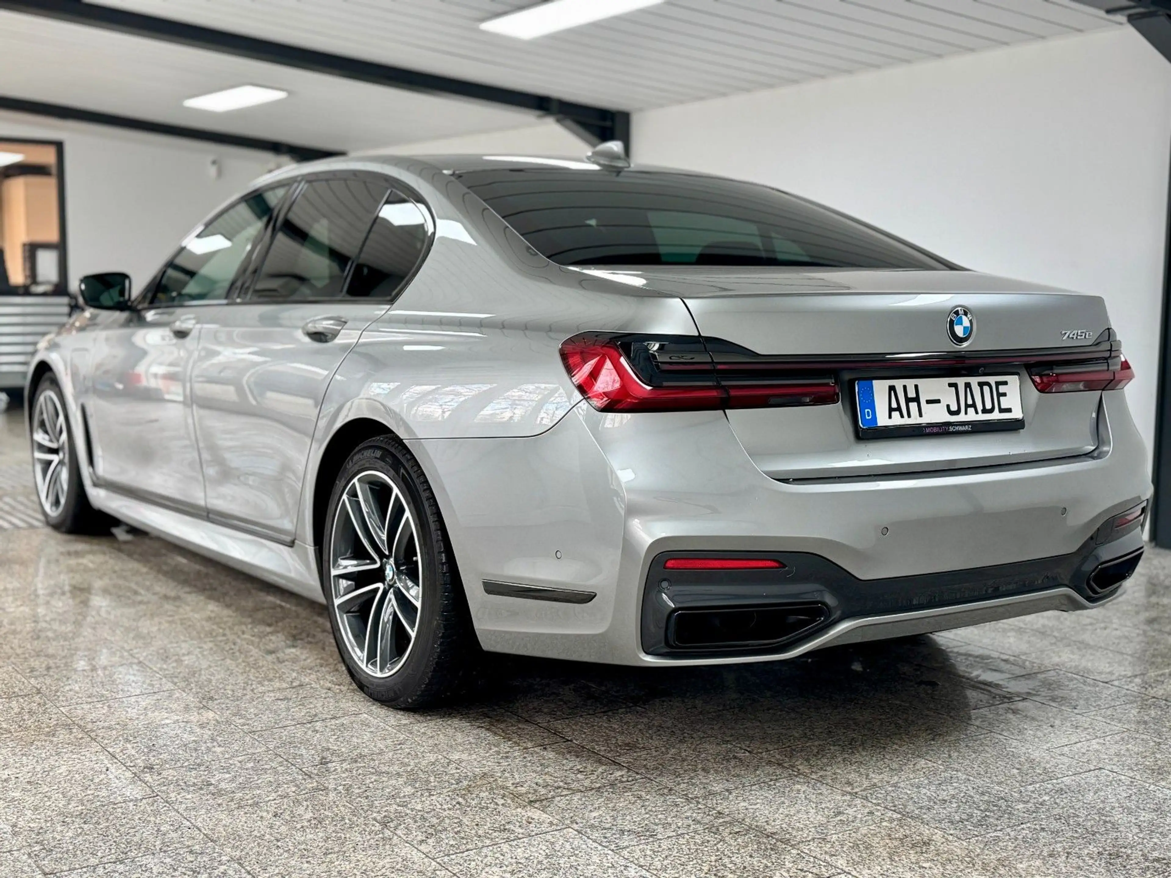 BMW 745 e M Sport*LASER*H/K*Massage*HuD — photo 5