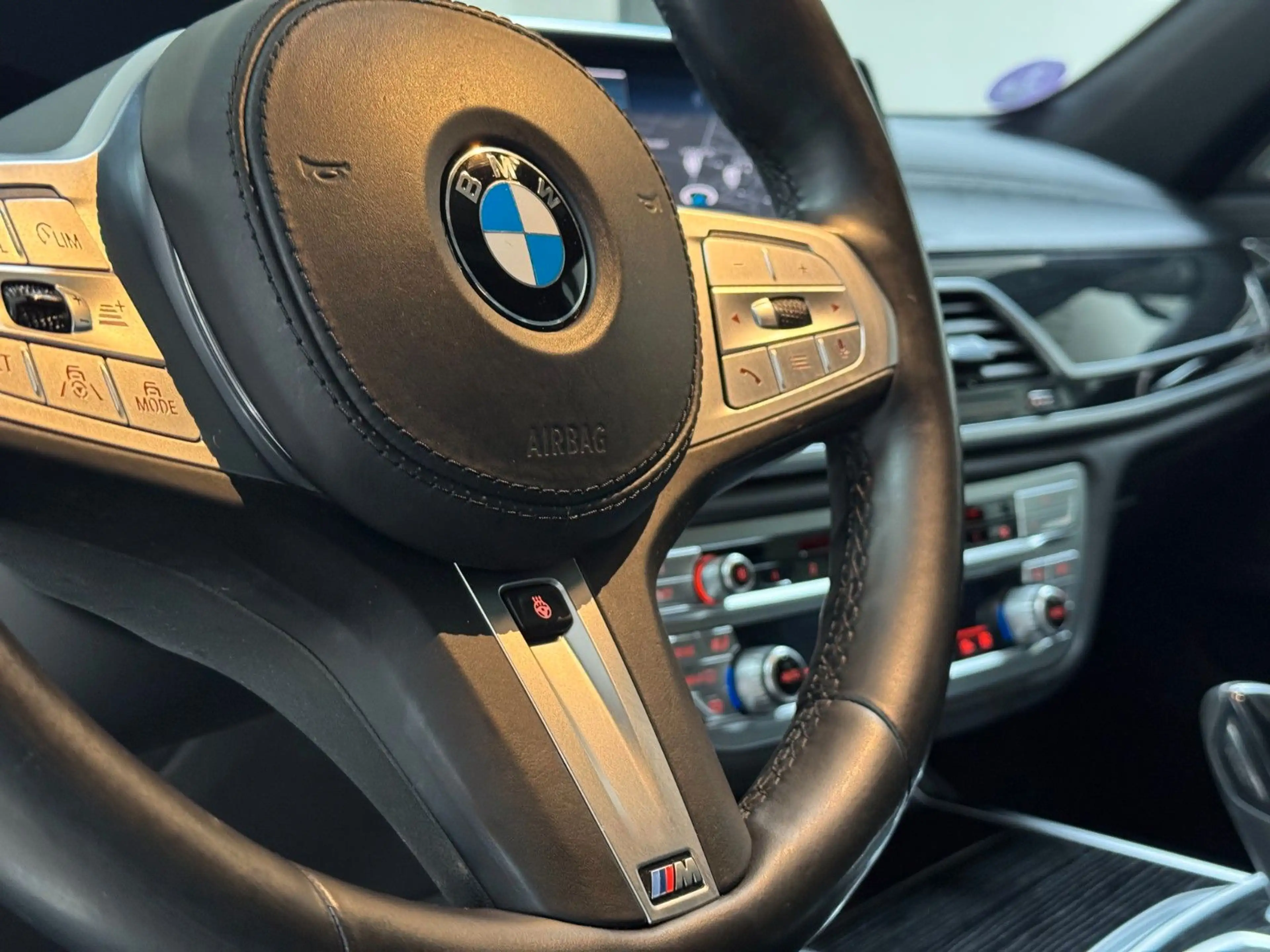 BMW 745 e M Sport*LASER*H/K*Massage*HuD — photo 29
