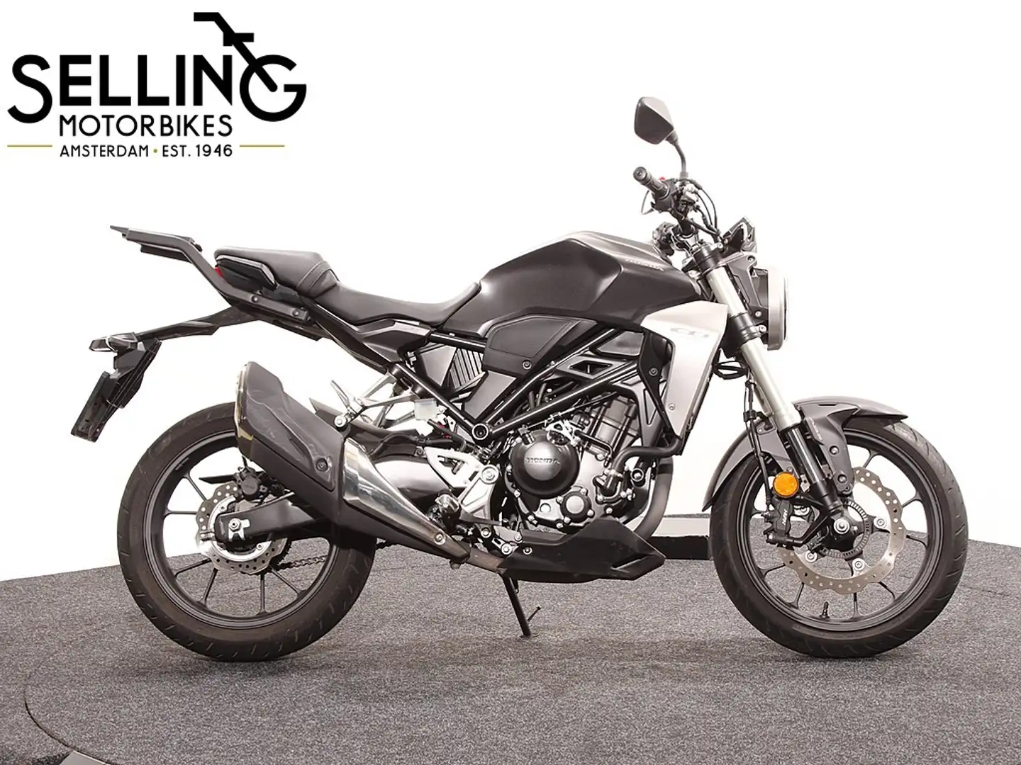 Honda CB 300 R Schwarz - 1