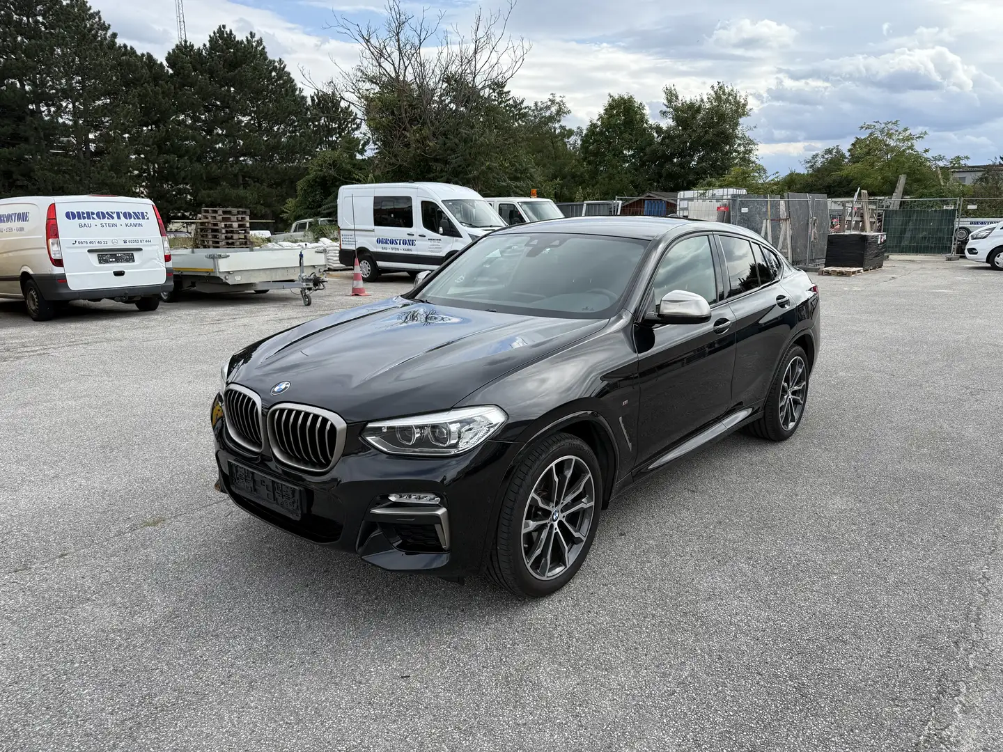 BMW X4 M M40i Schwarz - 1