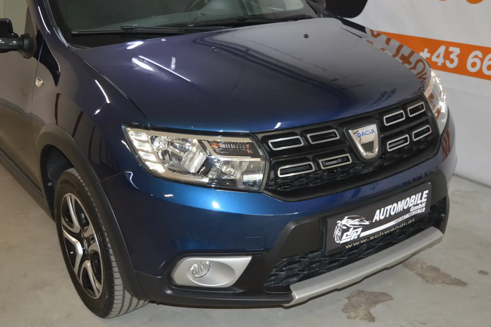 Dacia Sandero Stepway **2.Besitz**Leder**Navi**Kamera** Blau - 2