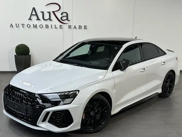 Audi RS3 2.5 TFSI Qu NAV+LED+ACC+360°+PANO+B&O+HUD