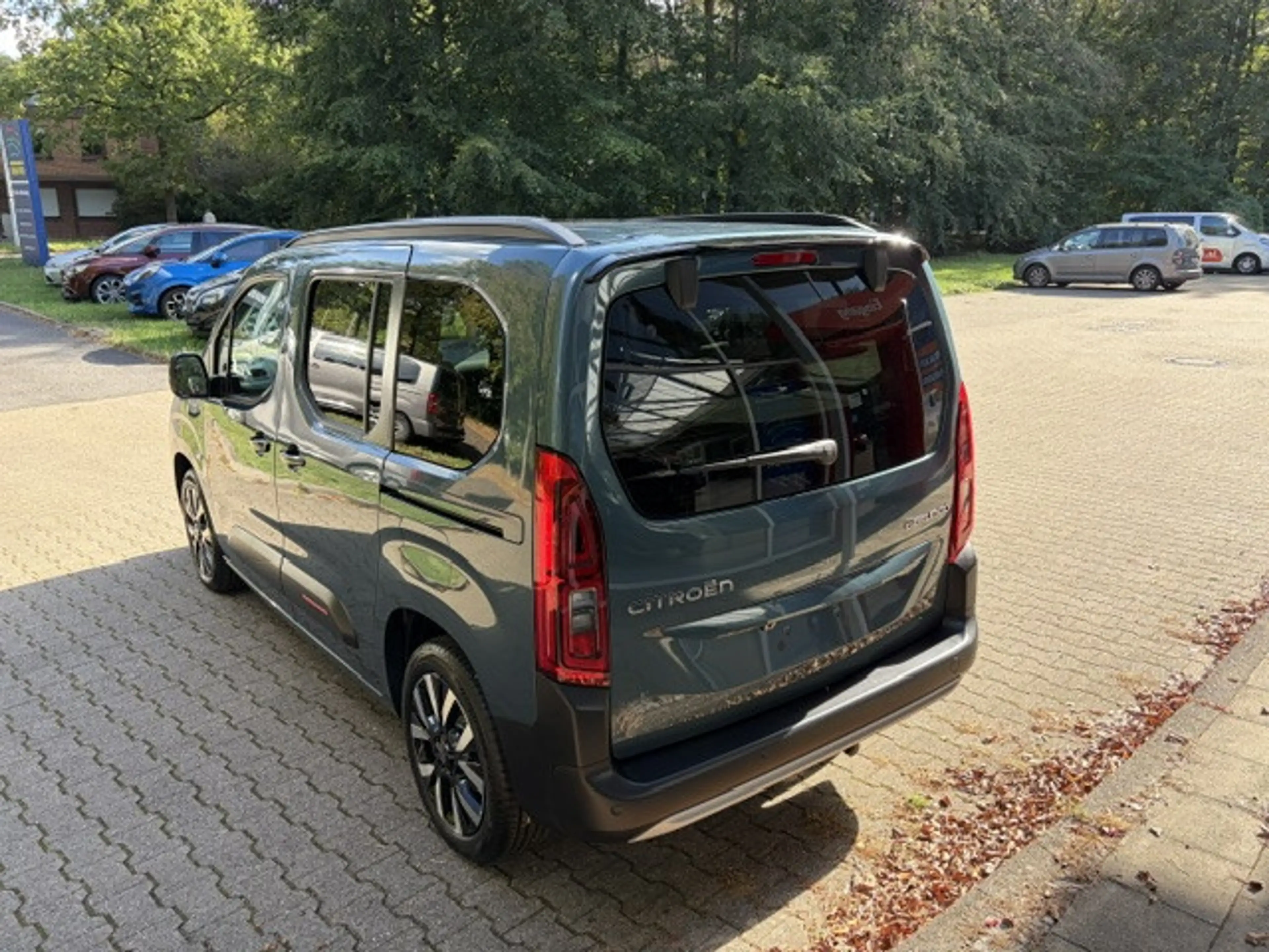 Citroen Berlingo M Diesel 130 MAX KAMERA SHZ NAVI XTR — photo 4