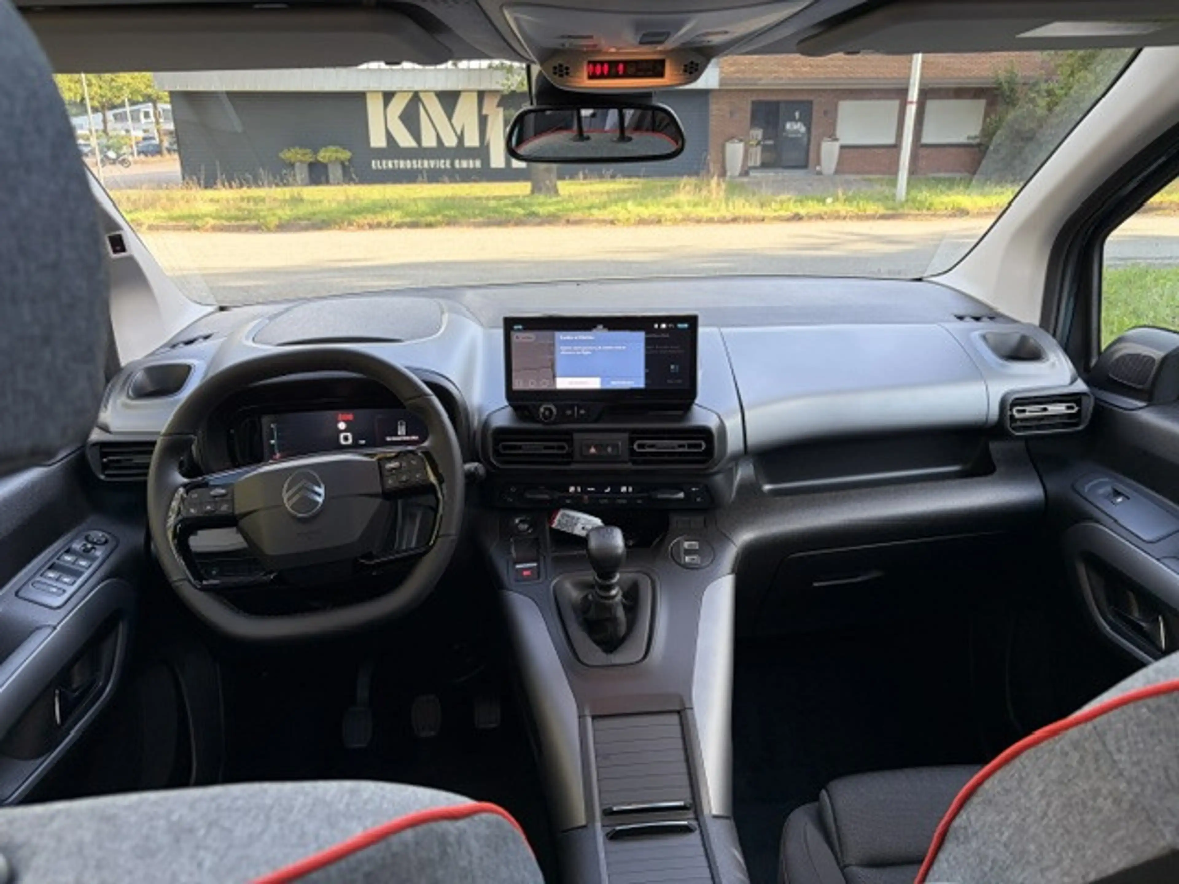 Citroen Berlingo M Diesel 130 MAX KAMERA SHZ NAVI XTR — photo 12