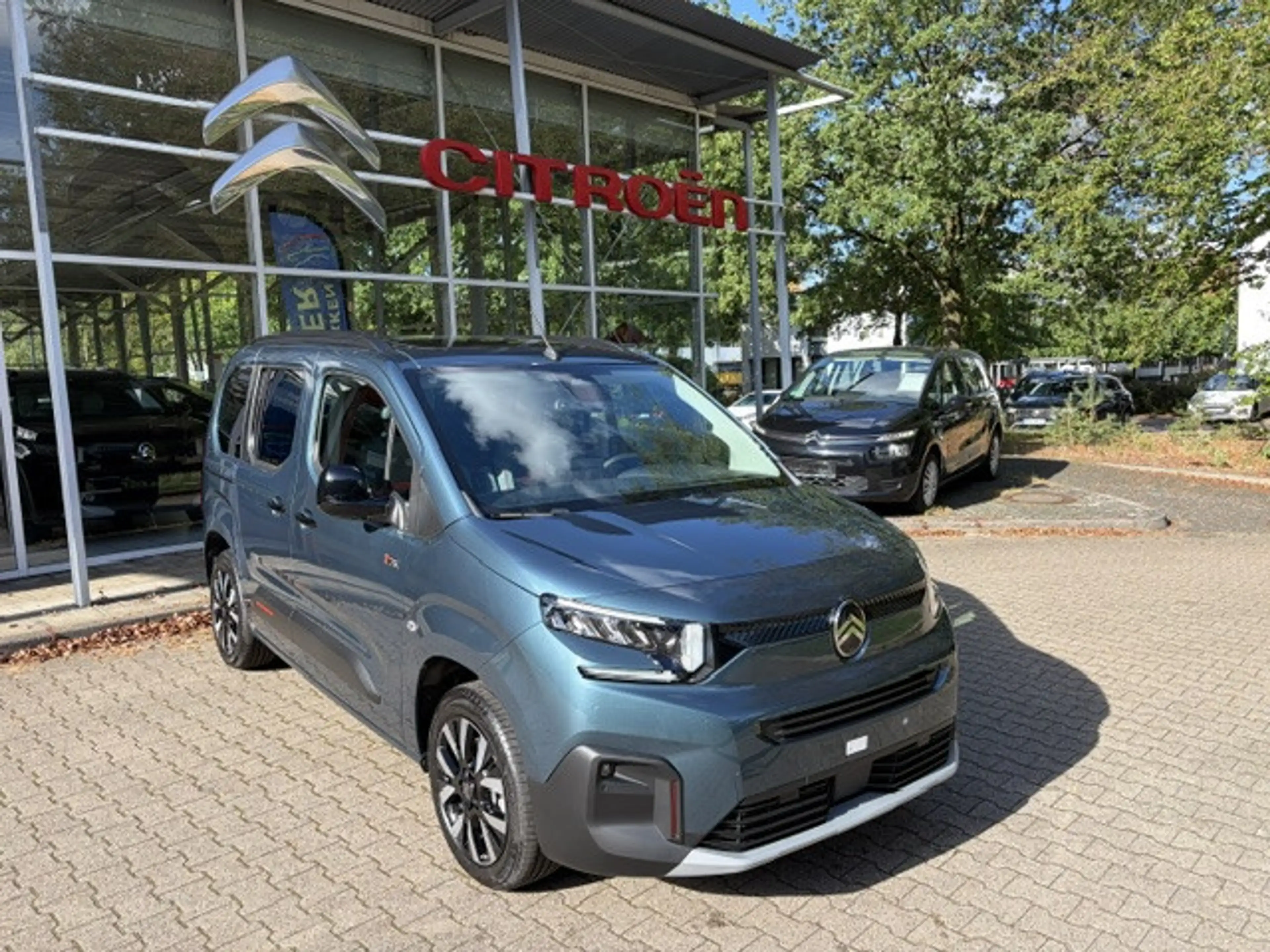 Citroen Berlingo M Diesel 130 MAX KAMERA SHZ NAVI XTR